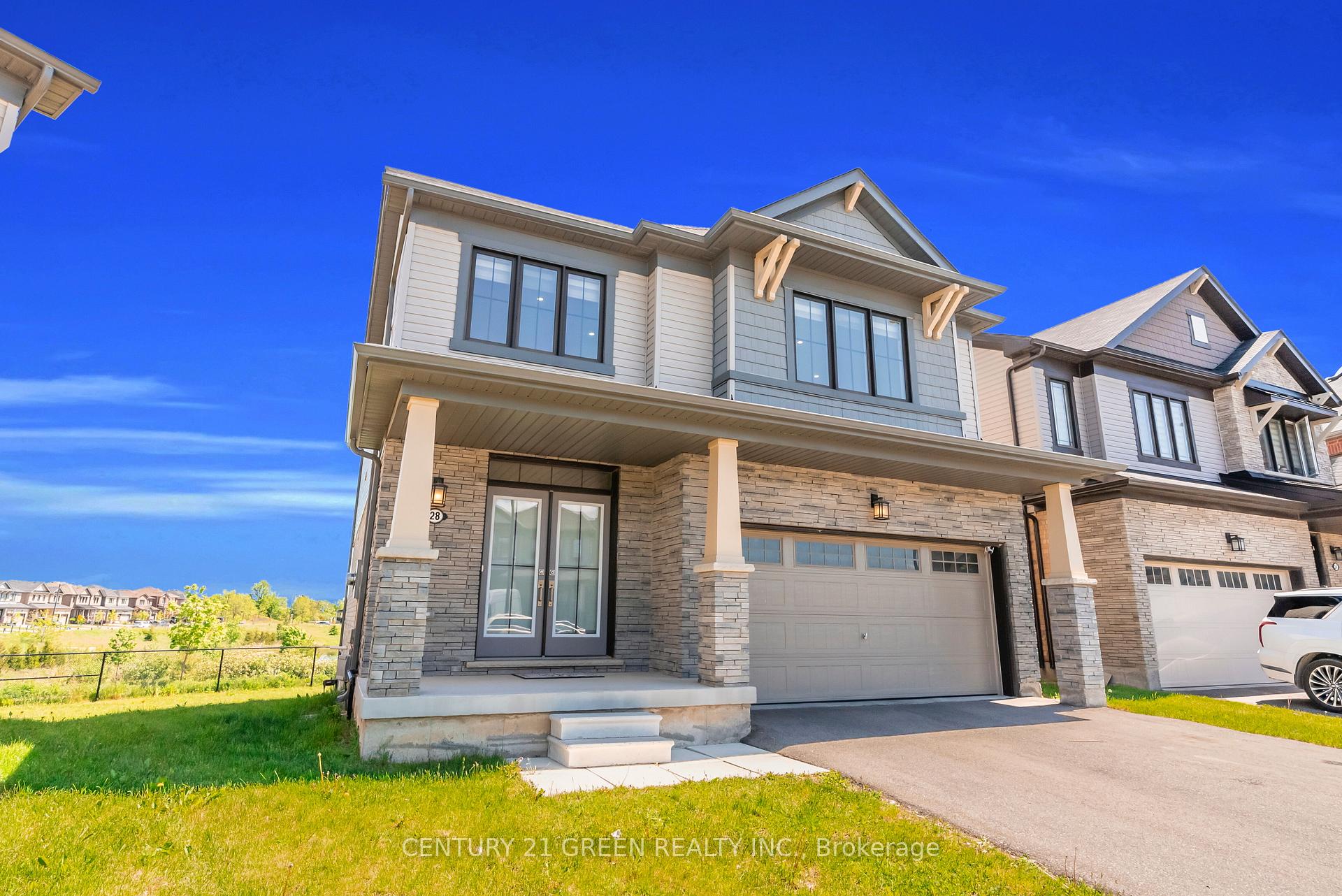 Photo 2 of 28 Magdalena Street, Hamilton, Stoney Creek — HOMEH