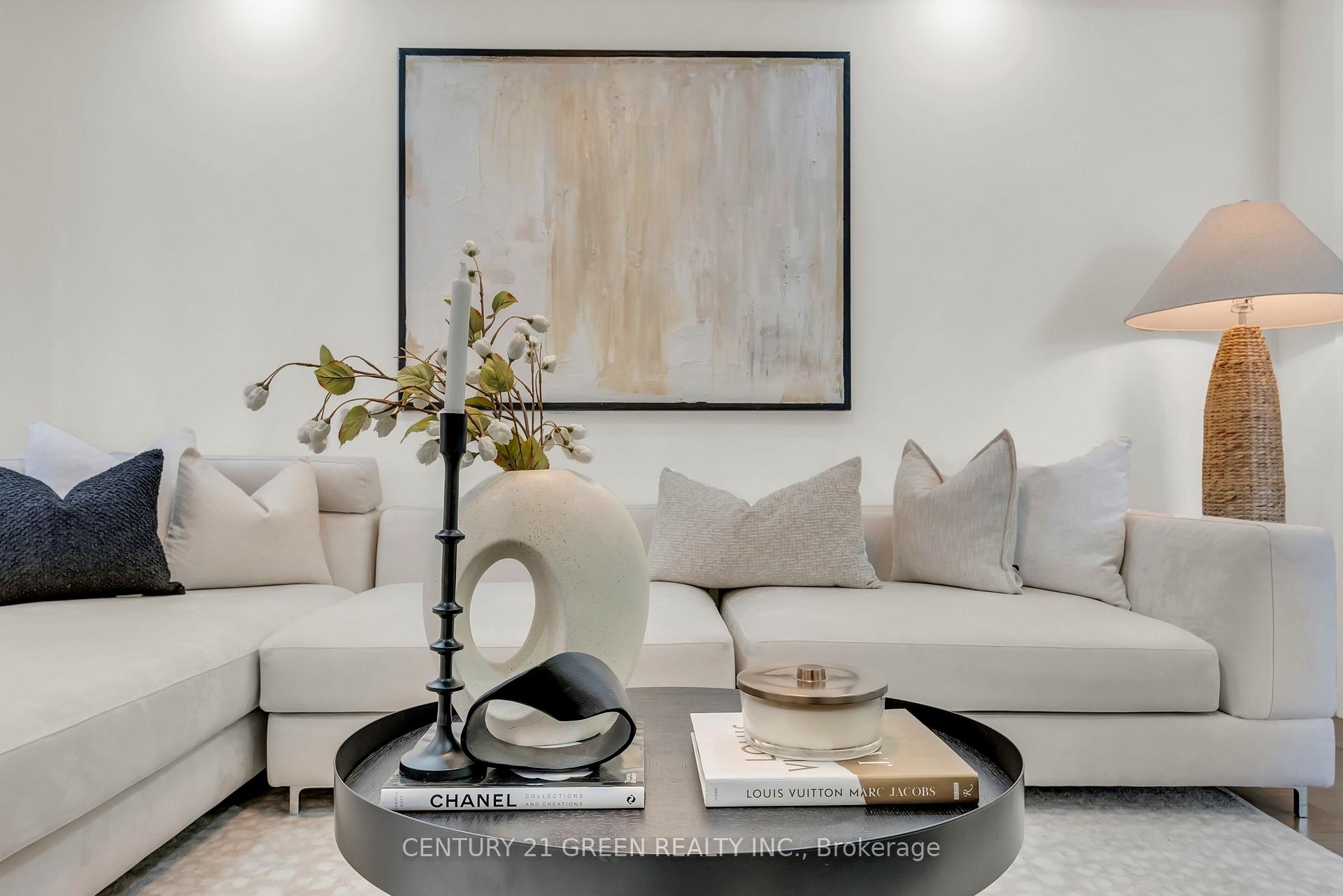 Photo 11 of 28 Magdalena Street, Hamilton, Stoney Creek — HOMEH