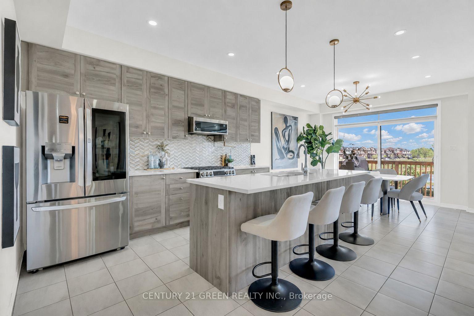 Photo 16 of 28 Magdalena Street, Hamilton, Stoney Creek — HOMEH