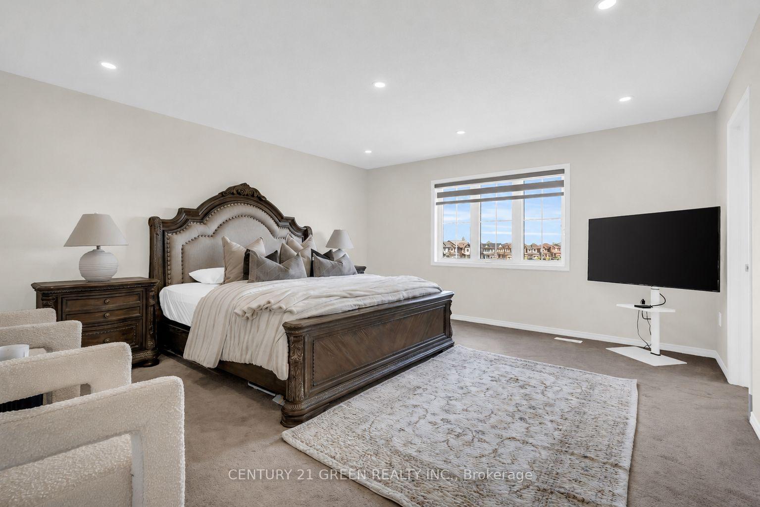 Photo 21 of 28 Magdalena Street, Hamilton, Stoney Creek — HOMEH