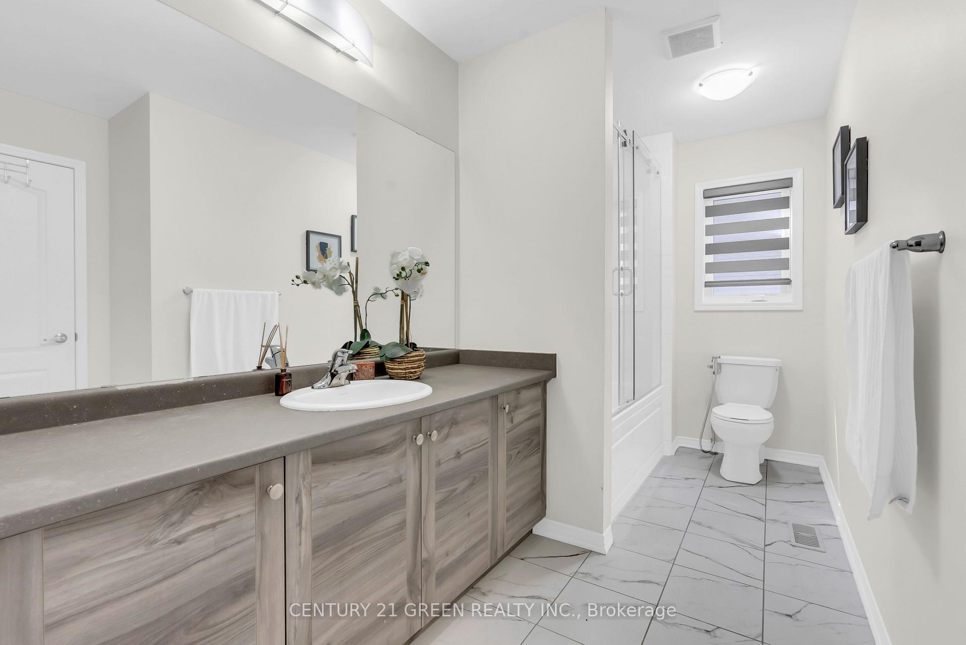 Photo 25 of 28 Magdalena Street, Hamilton, Stoney Creek — HOMEH