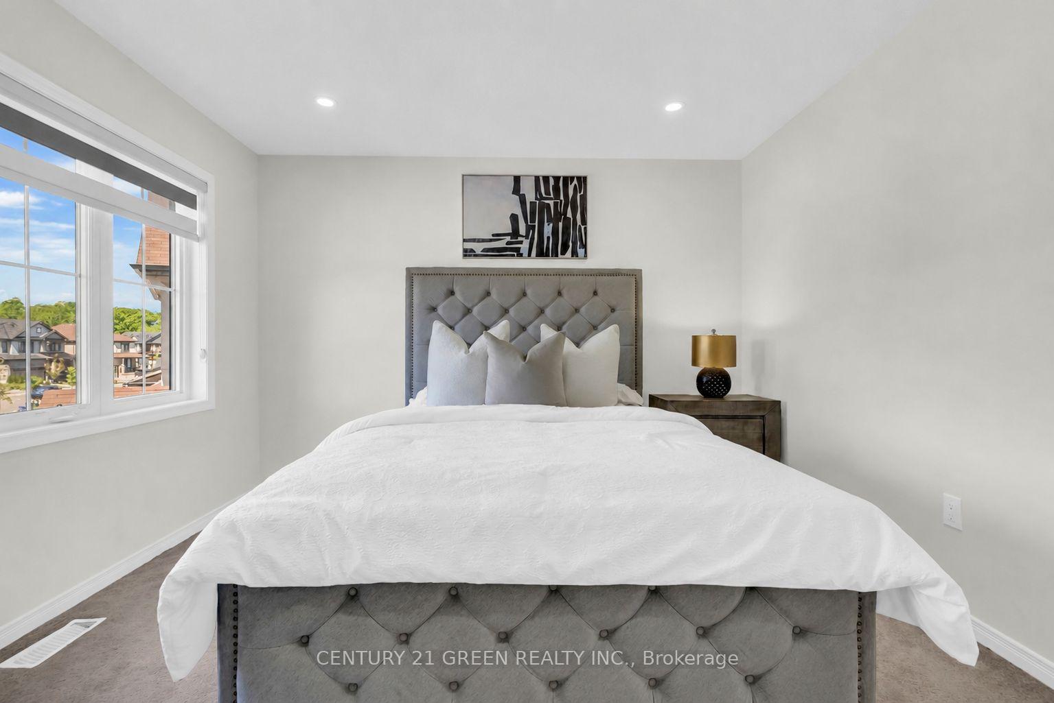 Photo 27 of 28 Magdalena Street, Hamilton, Stoney Creek — HOMEH