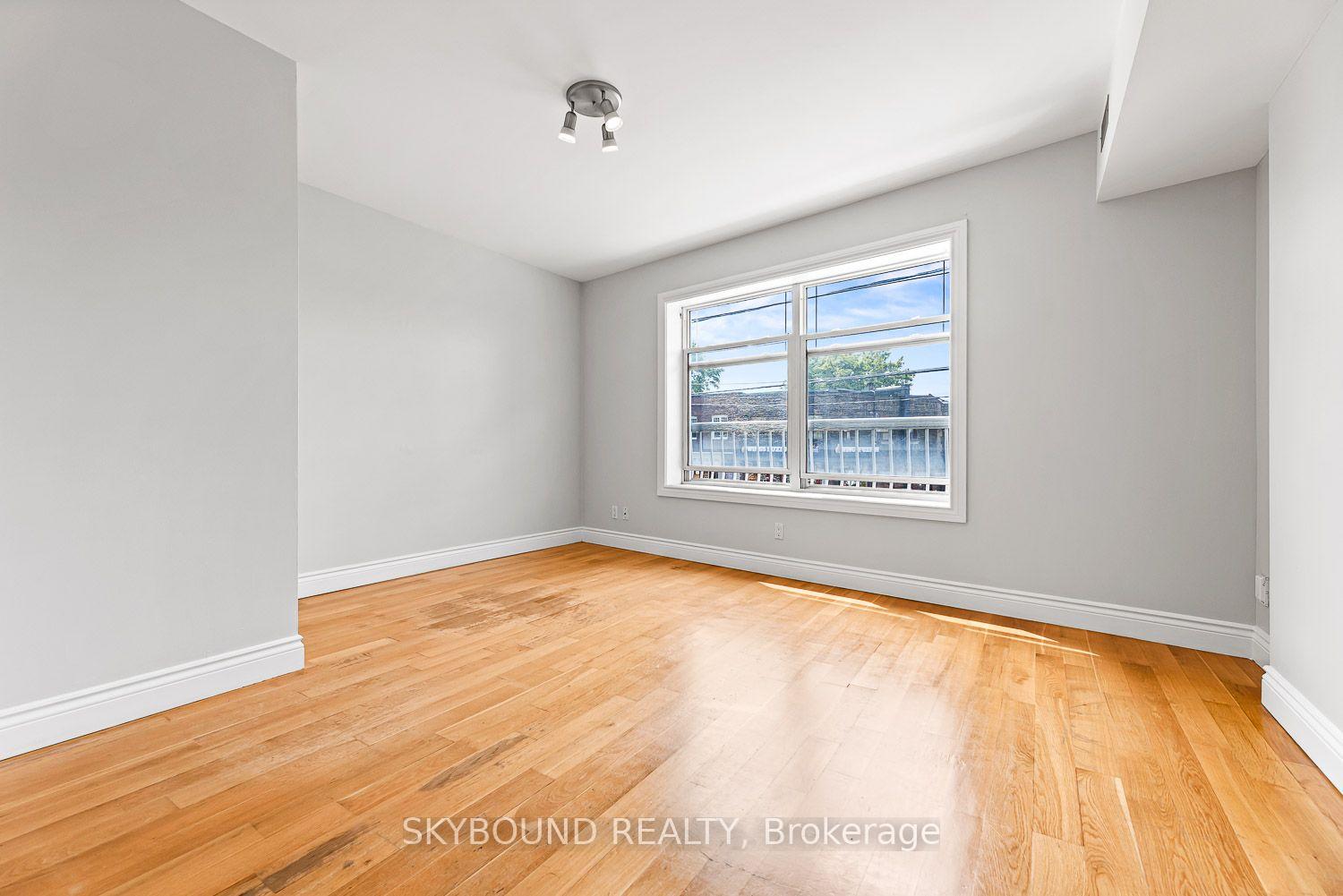 Photo 13 of Unit 1, 910 Kingston Road S, Toronto, East End-Danforth — HOMEH