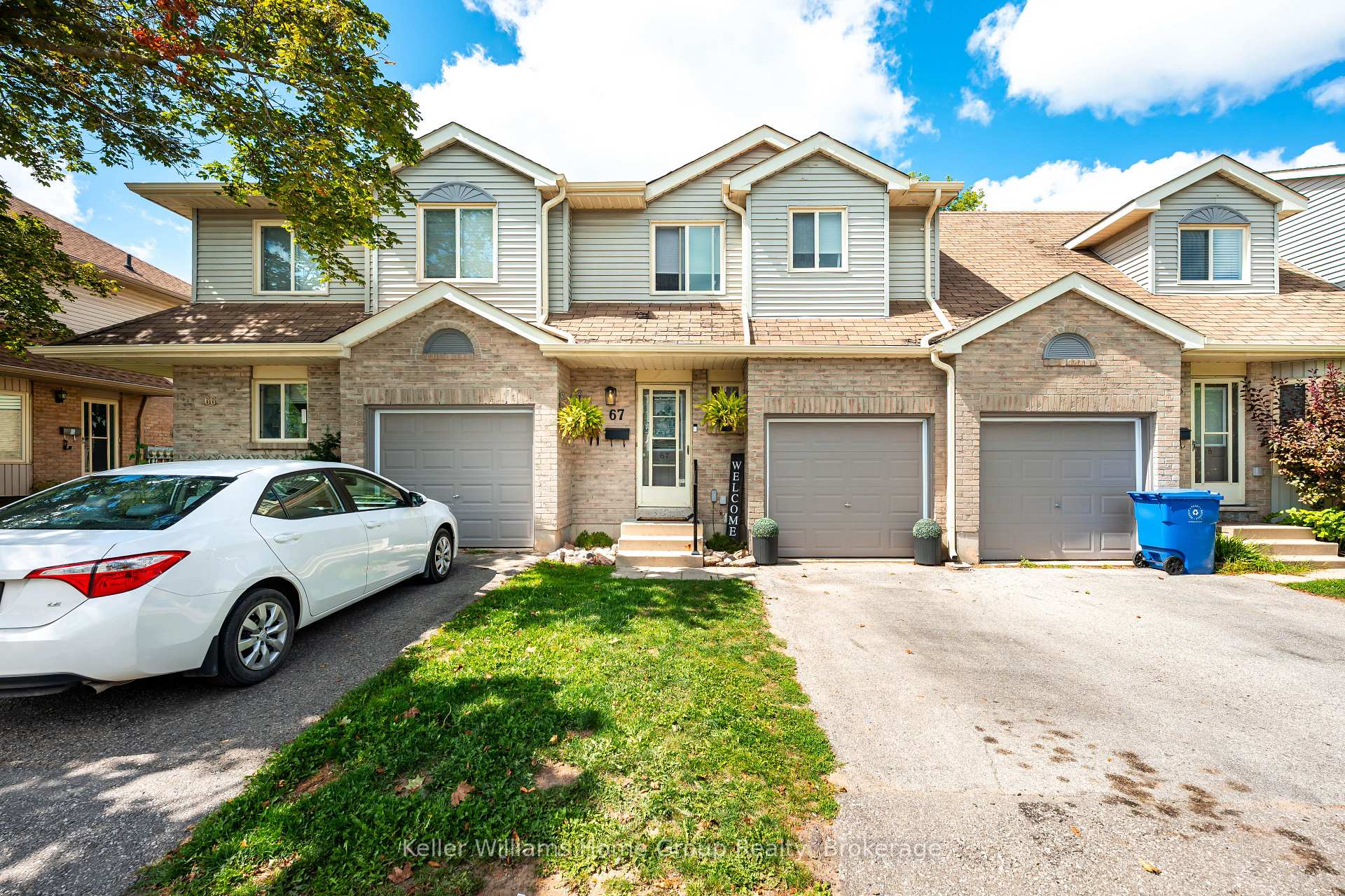 Photo of Unit 67, 90 Lawrence Avenue