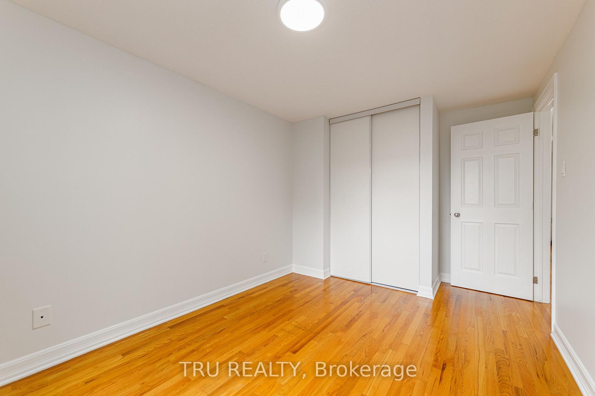 Photo 18 of 14 Wolfgang Drive, Ottawa, Barrhaven - Knollsbrook — HOMEH