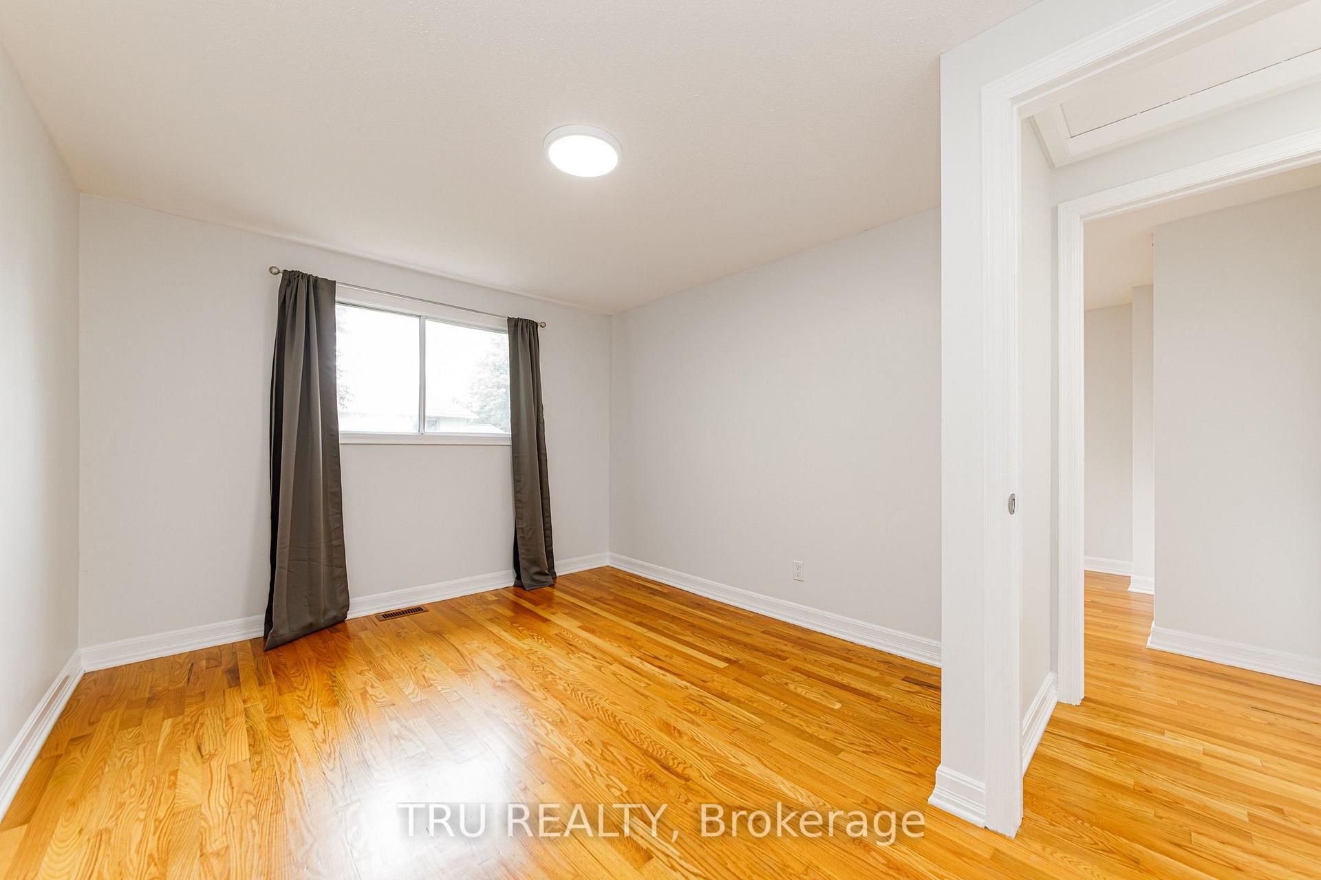 Photo 19 of 14 Wolfgang Drive, Ottawa, Barrhaven - Knollsbrook — HOMEH