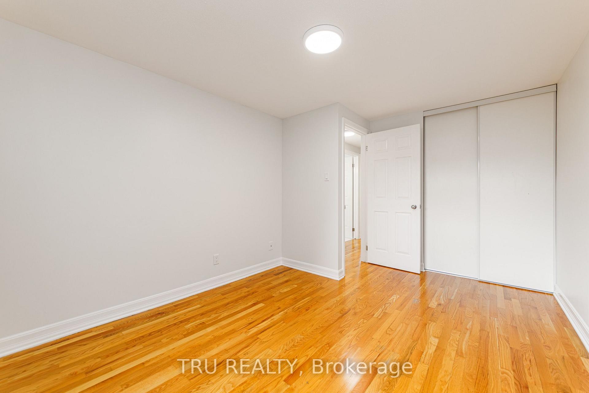 Photo 20 of 14 Wolfgang Drive, Ottawa, Barrhaven - Knollsbrook — HOMEH