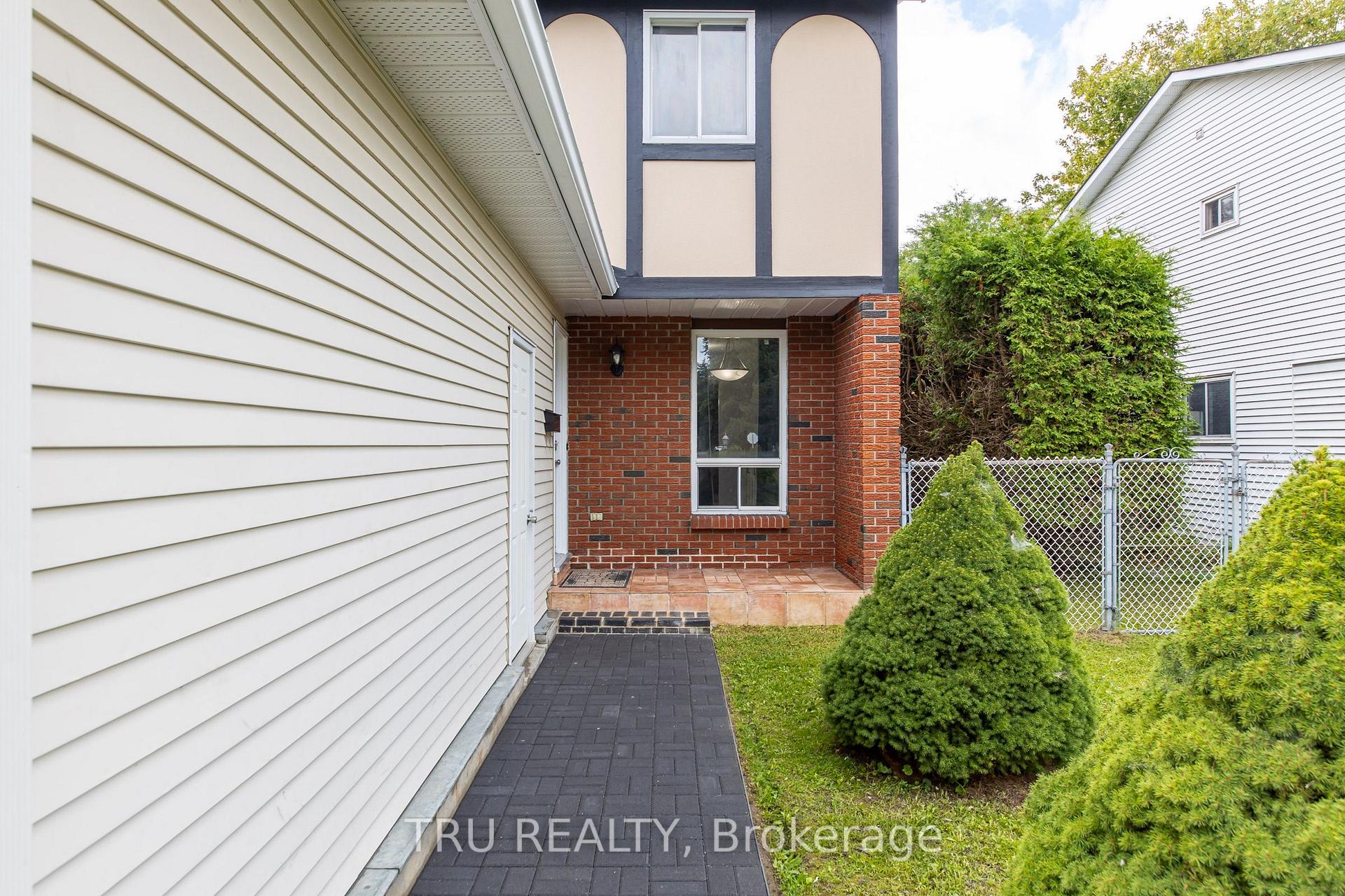 Photo 32 of 14 Wolfgang Drive, Ottawa, Barrhaven - Knollsbrook — HOMEH