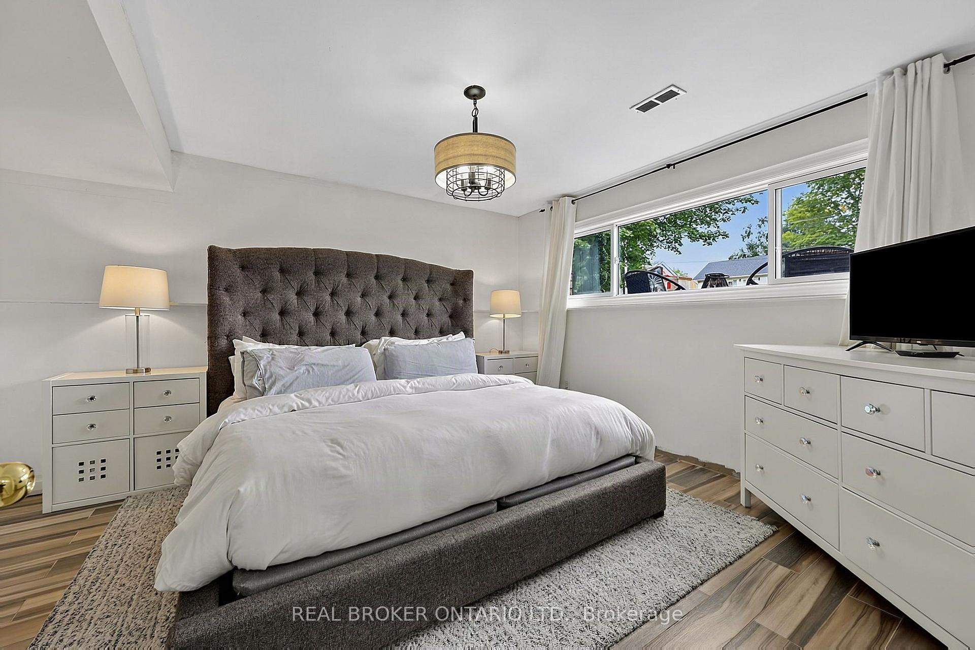 Photo 15 of 55 Elizabeth Street, Tay, Victoria Harbour — HOMEH