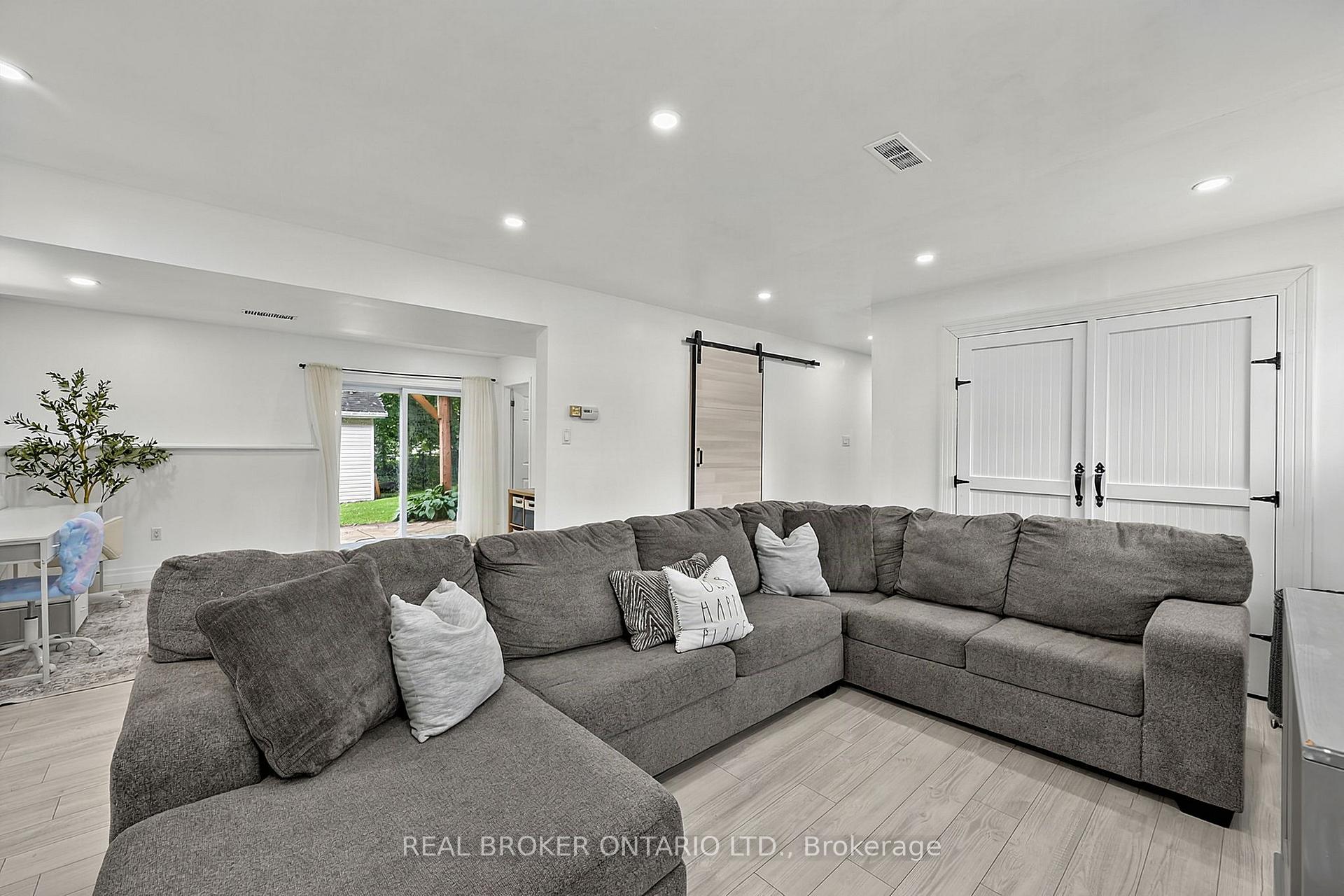 Photo 20 of 55 Elizabeth Street, Tay, Victoria Harbour — HOMEH