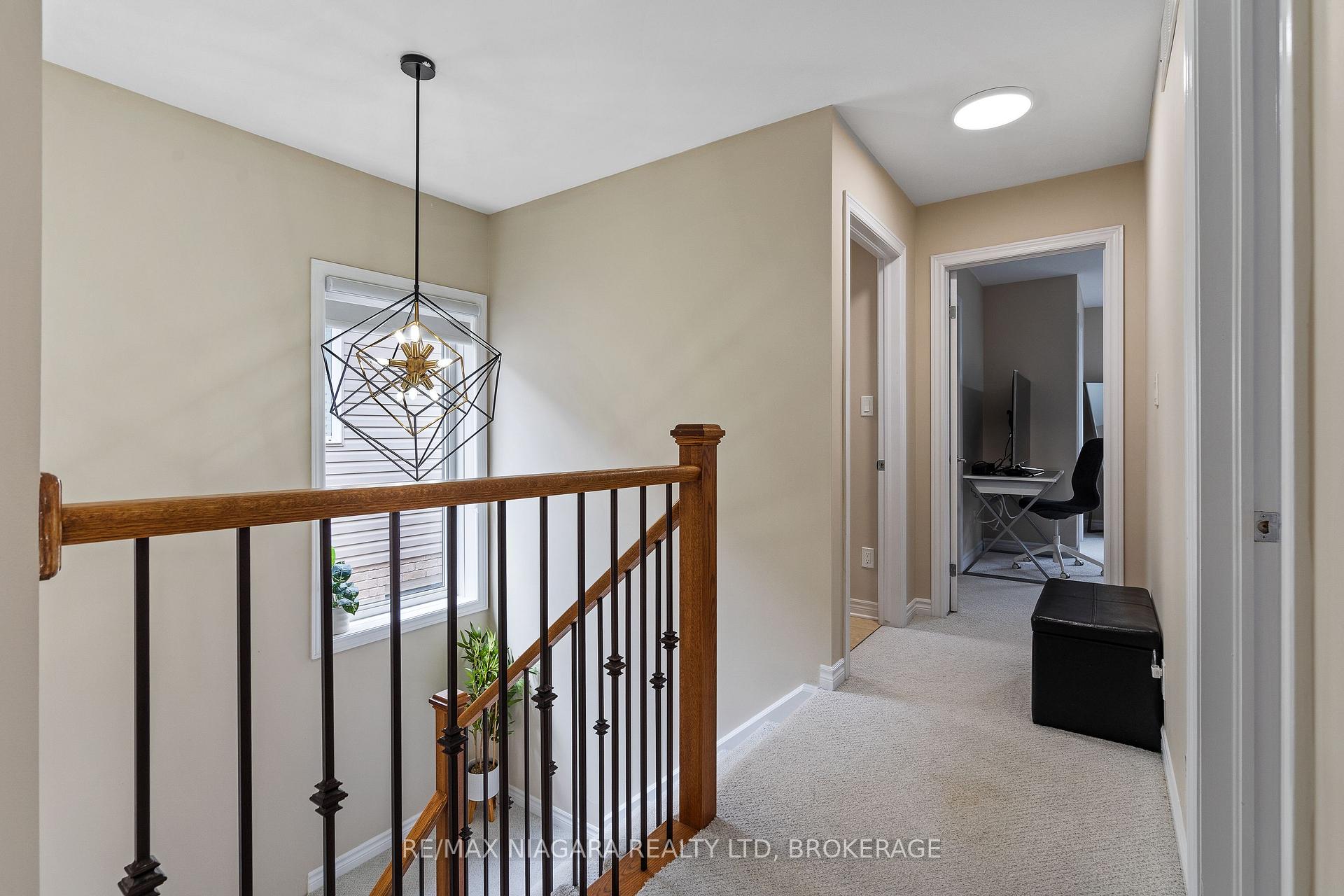 Photo 16 of 8511 Jennifer Crescent, Niagara Falls, Forestview — HOMEH