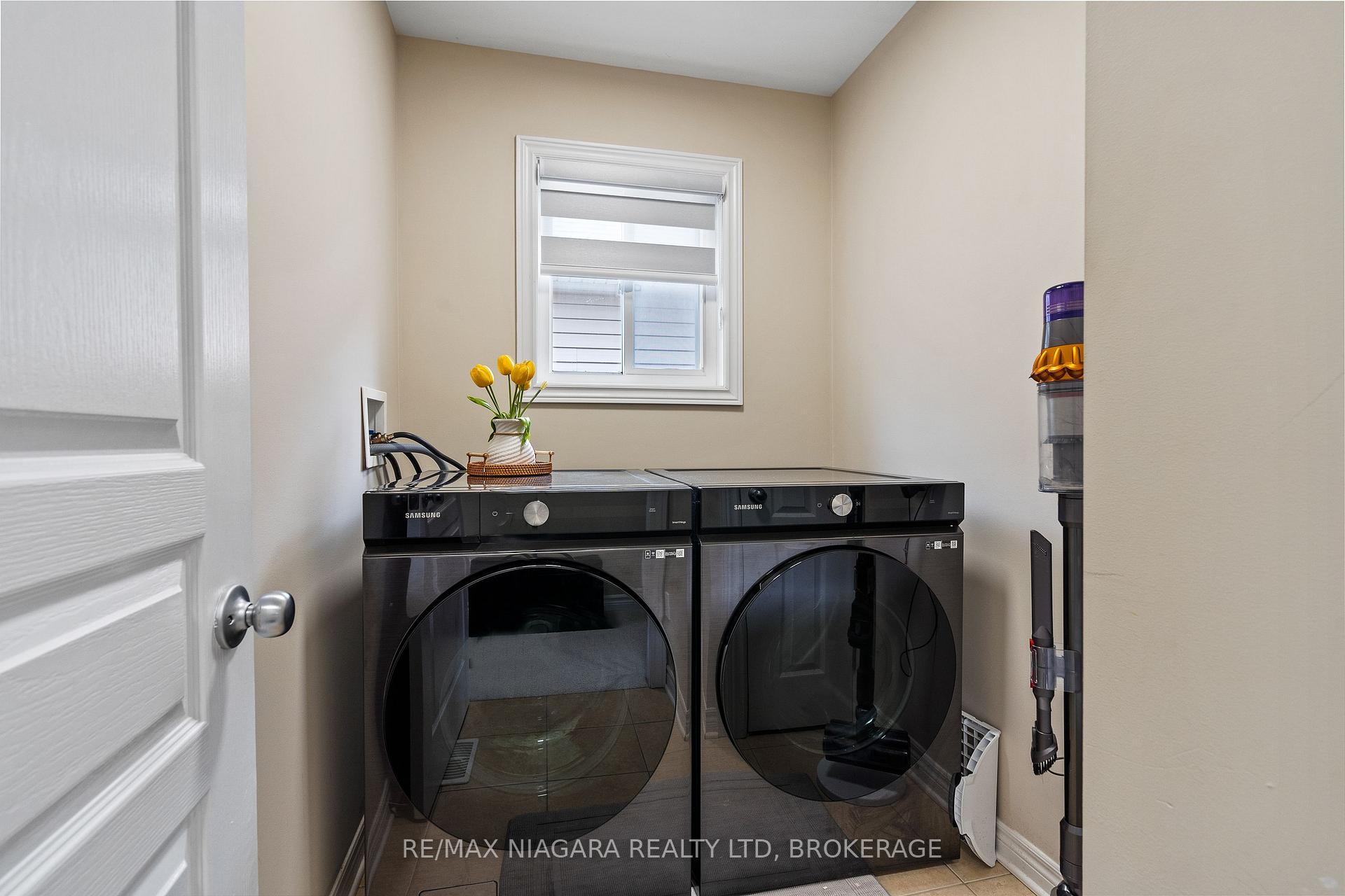 Photo 20 of 8511 Jennifer Crescent, Niagara Falls, Forestview — HOMEH