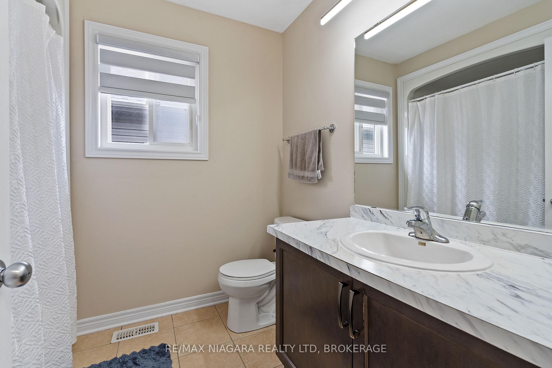 Photo 22 of 8511 Jennifer Crescent, Niagara Falls, Forestview — HOMEH