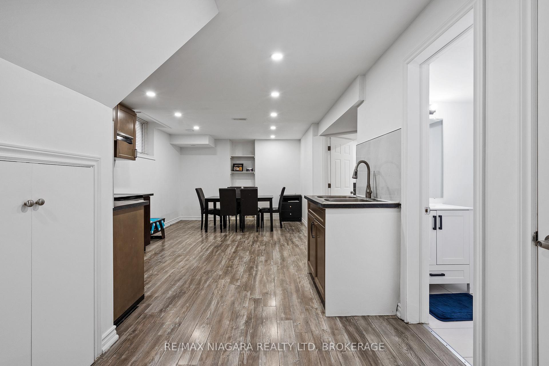 Photo 25 of 8511 Jennifer Crescent, Niagara Falls, Forestview — HOMEH