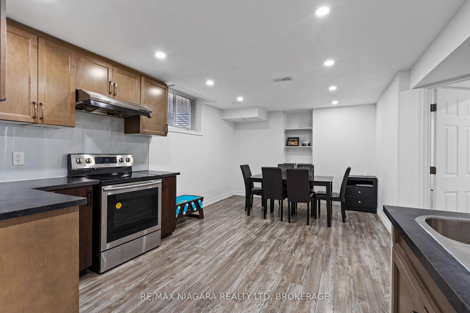 Photo 26 of 8511 Jennifer Crescent, Niagara Falls, Forestview — HOMEH