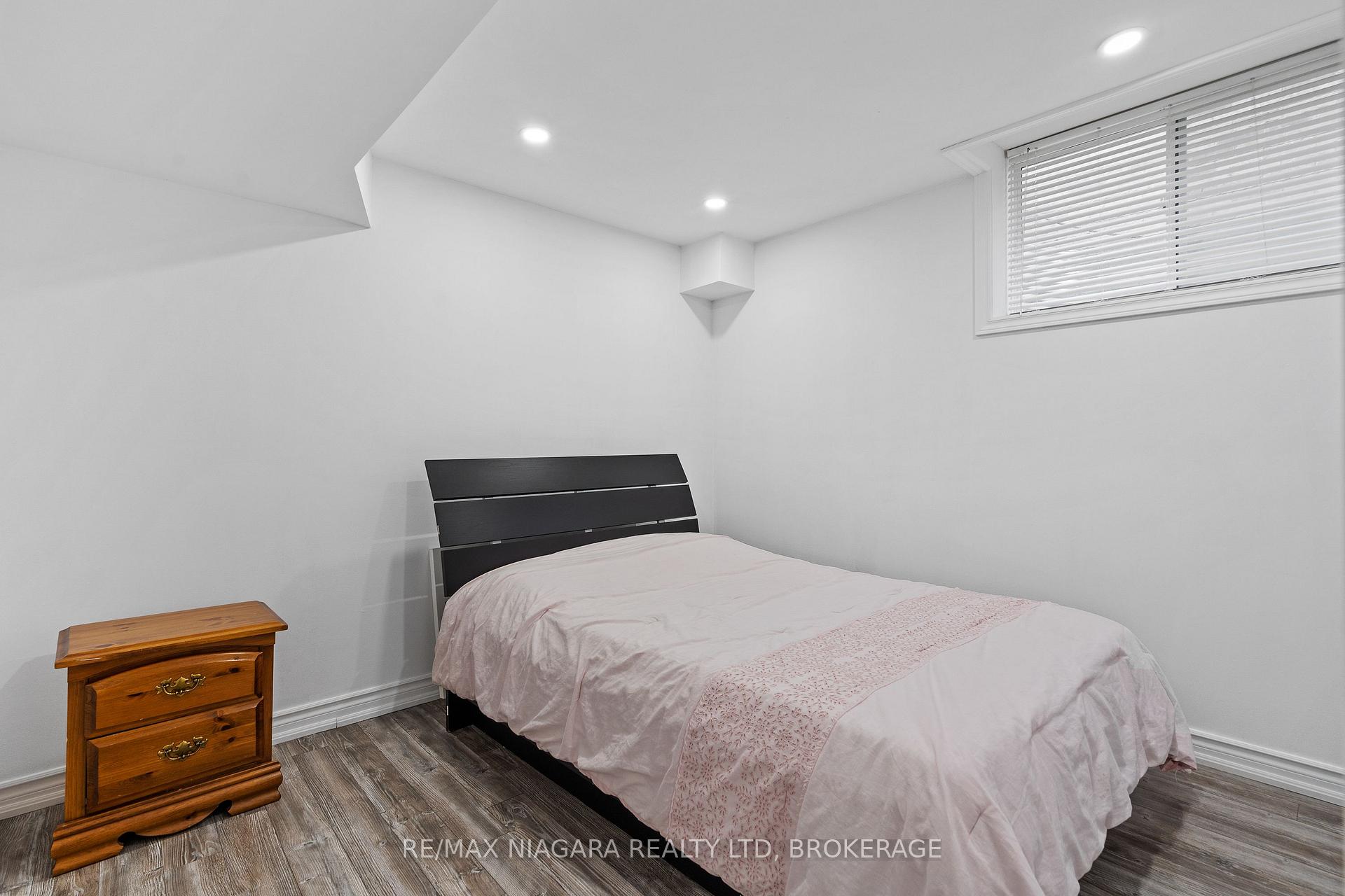 Photo 29 of 8511 Jennifer Crescent, Niagara Falls, Forestview — HOMEH