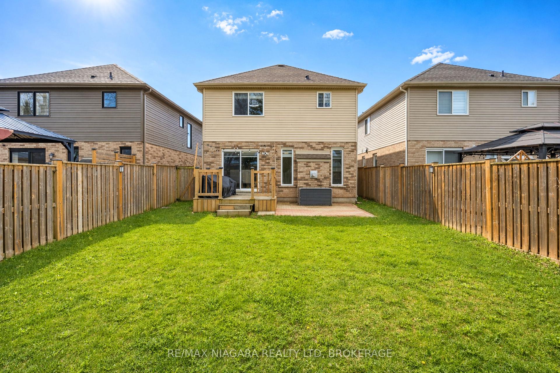 Photo 33 of 8511 Jennifer Crescent, Niagara Falls, Forestview — HOMEH