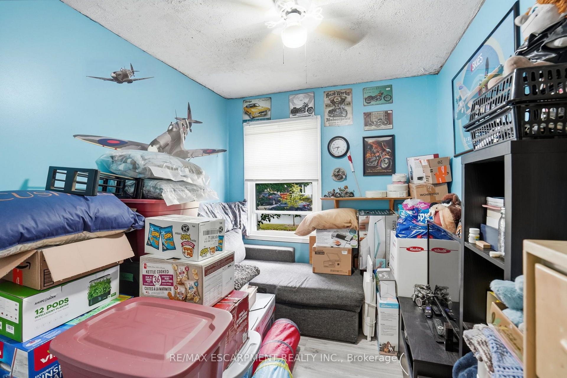 Photo 13 of 9 Lancaster Avenue, Brantford, Holmesdale-Lansdowne — HOMEH