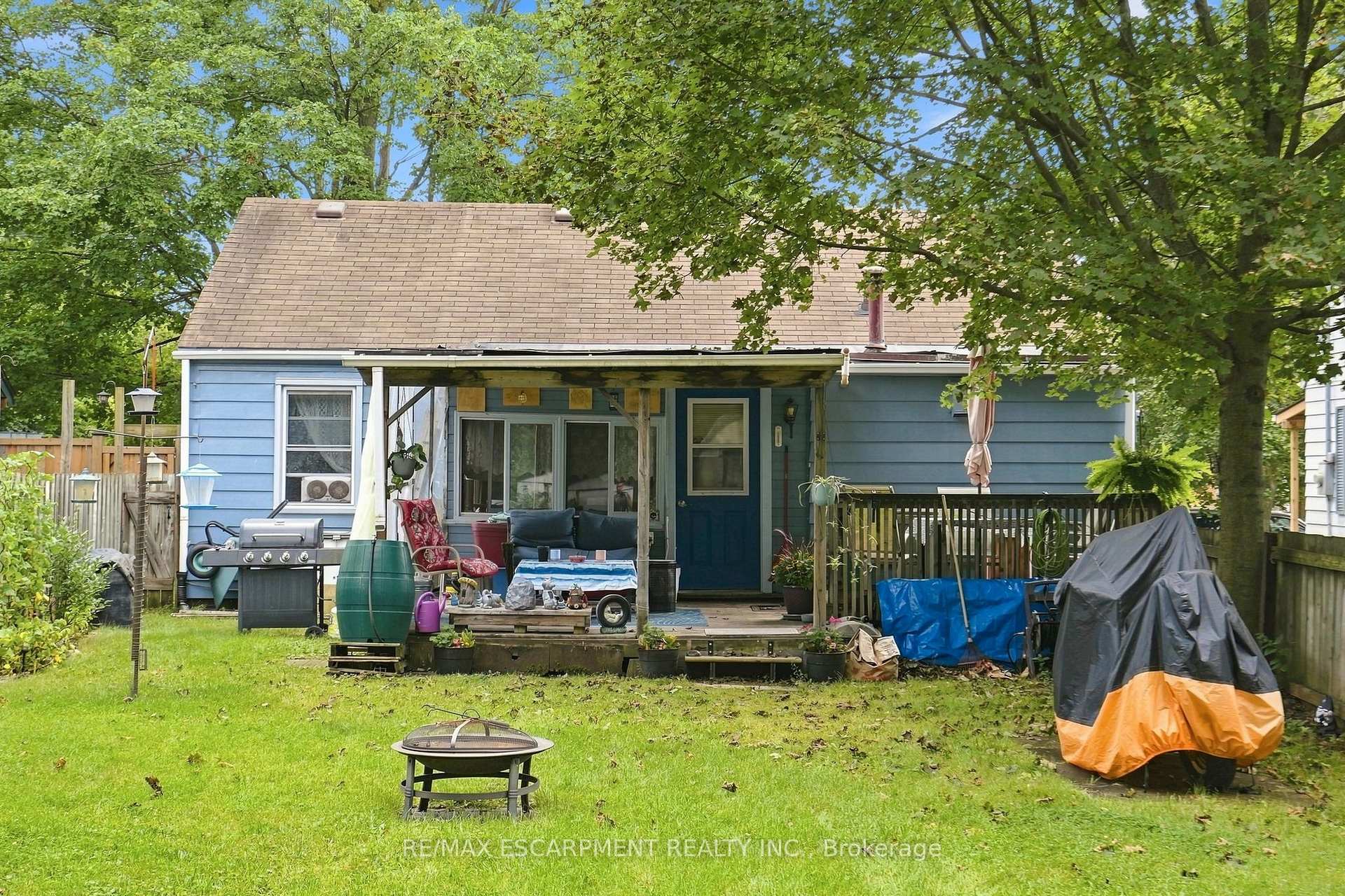 Photo 23 of 9 Lancaster Avenue, Brantford, Holmesdale-Lansdowne — HOMEH