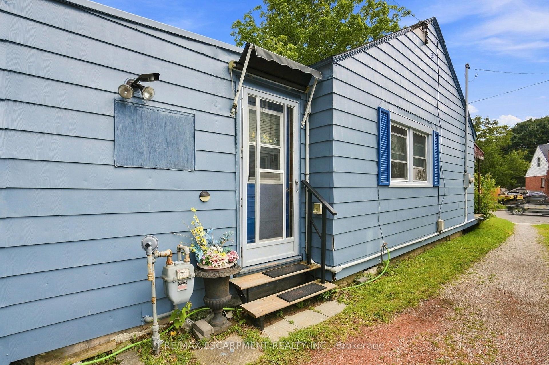 Photo 24 of 9 Lancaster Avenue, Brantford, Holmesdale-Lansdowne — HOMEH