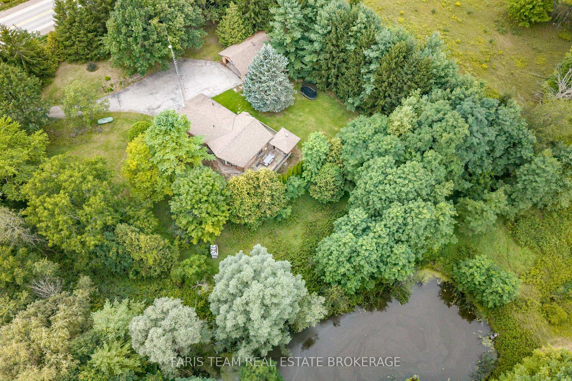 Photo 34 of 1805 County Road 50, New Tecumseth, Tottenham — HOMEH