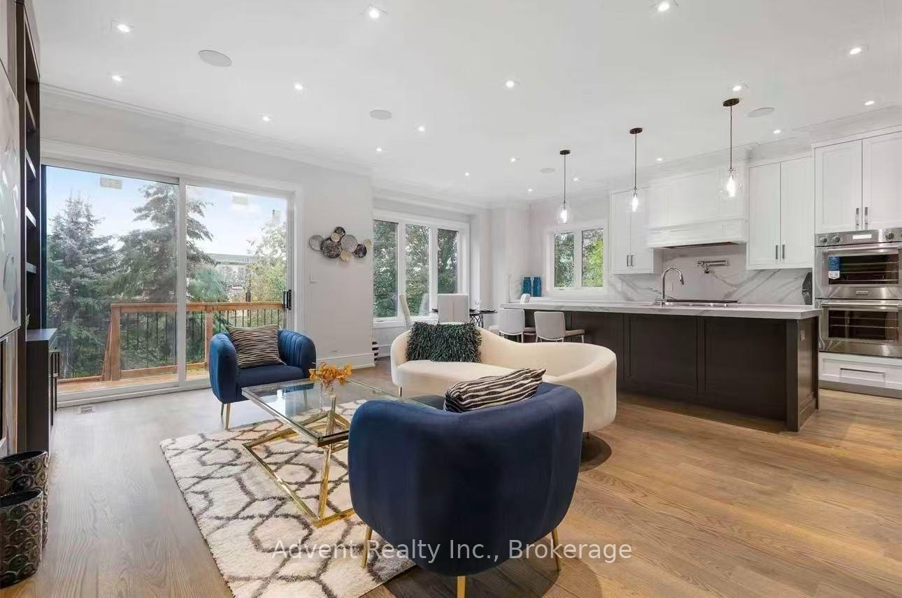 Photo 5 of 131B Holmes Avenue, North York, Willowdale East — HOMEH