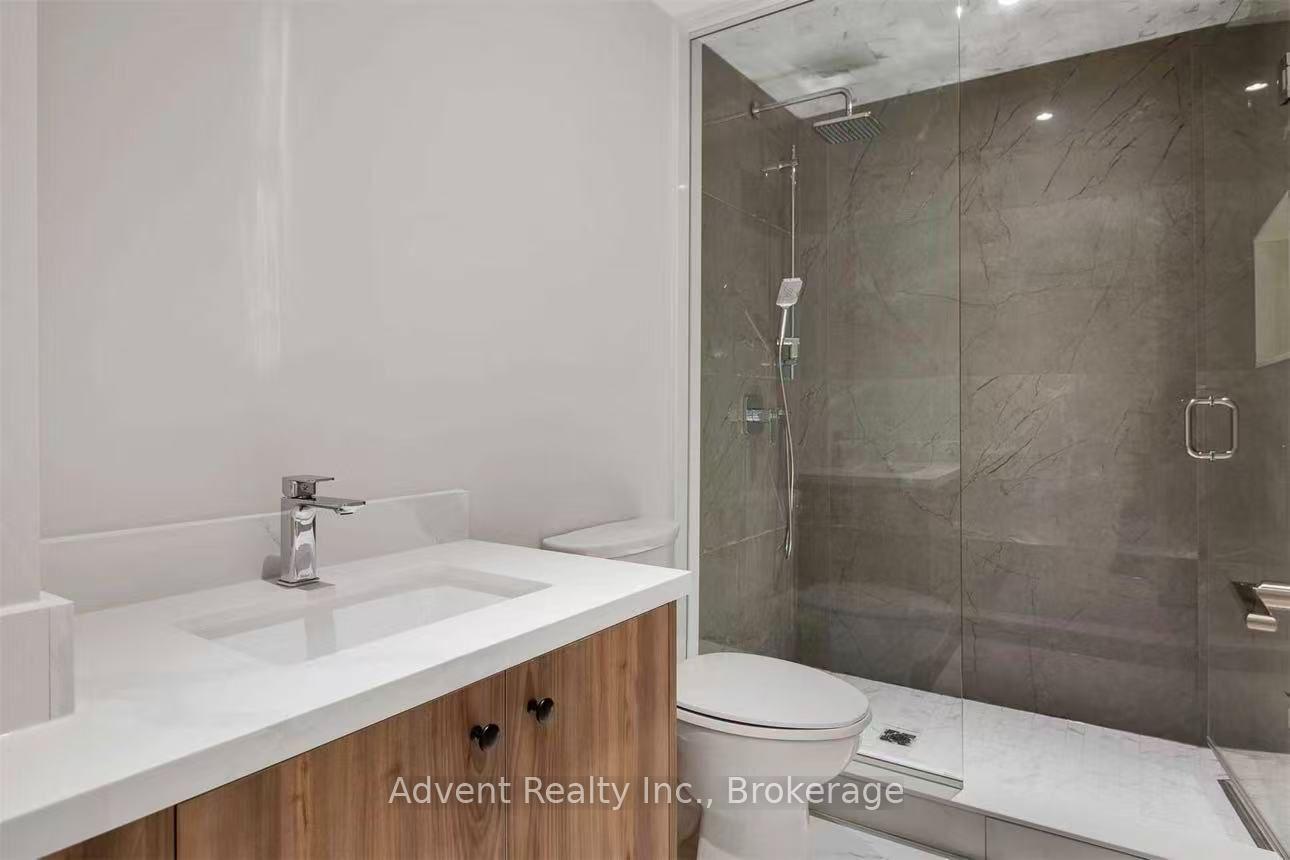 Photo 25 of 131B Holmes Avenue, North York, Willowdale East — HOMEH
