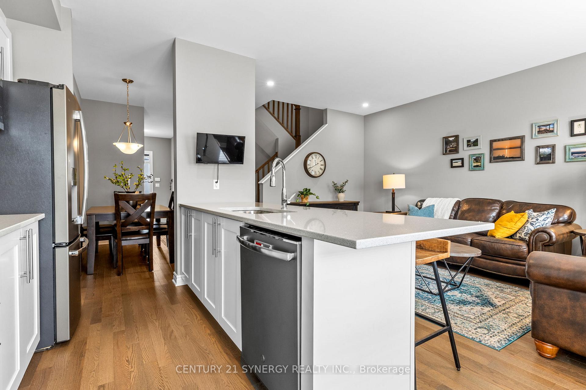 Photo 15 of 663 Jerome Jodoin Drive, Ottawa, Avalon West — HOMEH