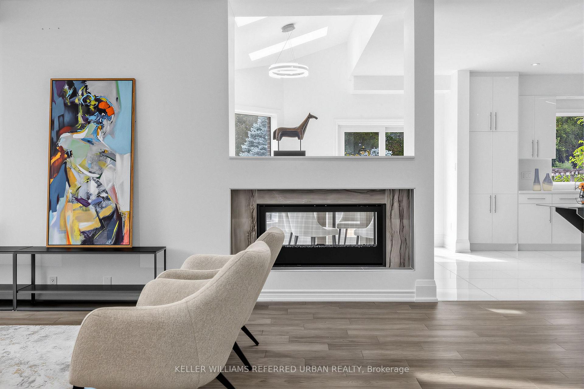 Photo 6 of 18 Yongeview Avenue, Richmond Hill, South Richvale — HOMEH