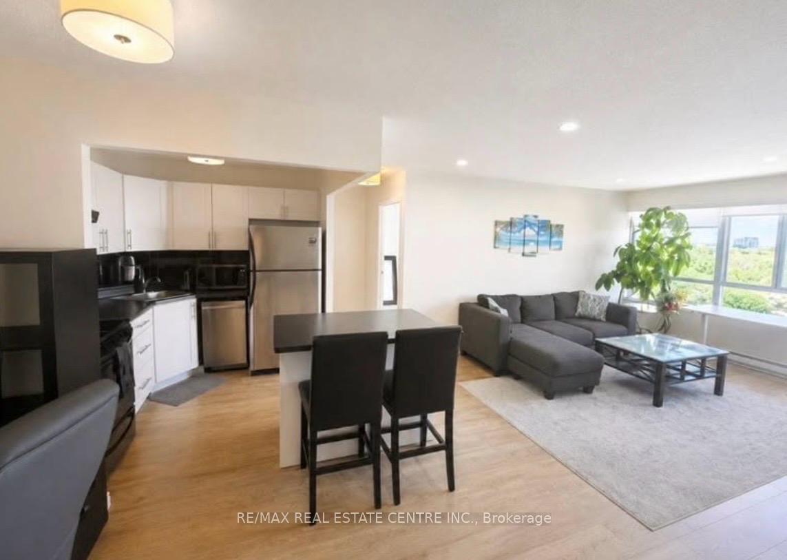 Photo 1 of Unit 804, 65 Highland Crescent, Kitchener, Victoria Hills — HOMEH
