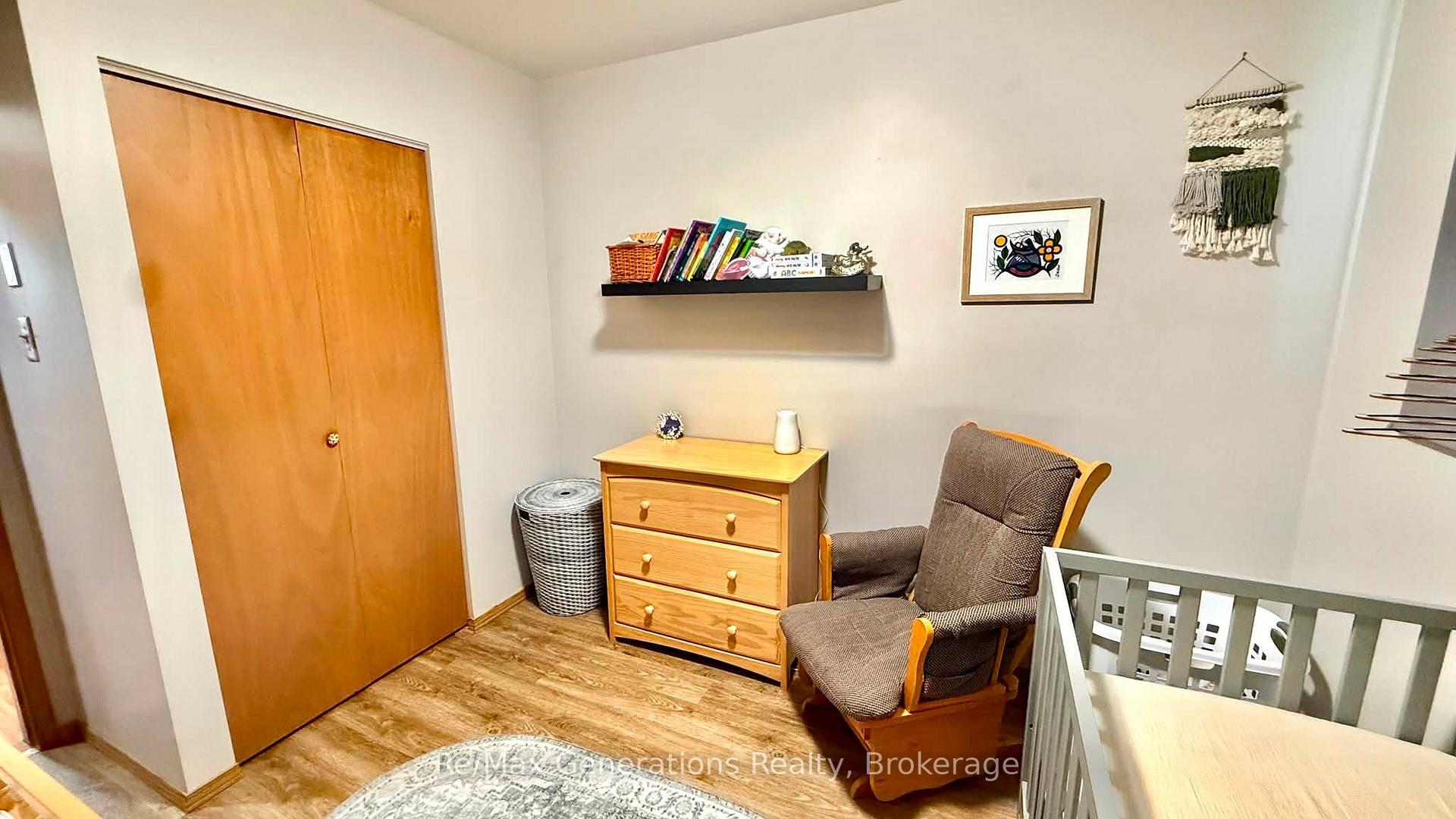 Photo 10 of 161 Newberry Crescent, Thunder Bay, Northwood Park — HOMEH