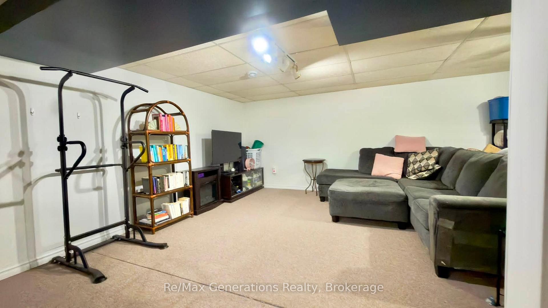 Photo 16 of 161 Newberry Crescent, Thunder Bay, Northwood Park — HOMEH