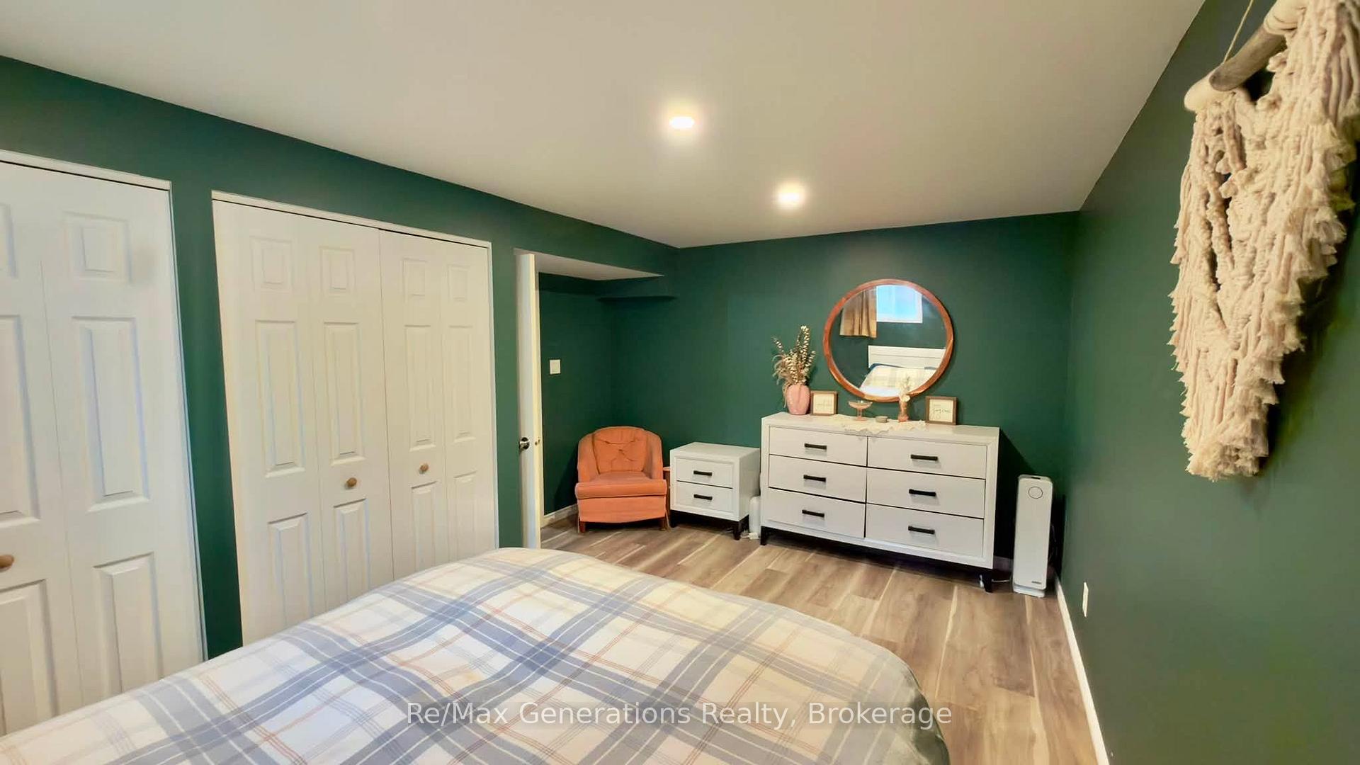 Photo 18 of 161 Newberry Crescent, Thunder Bay, Northwood Park — HOMEH