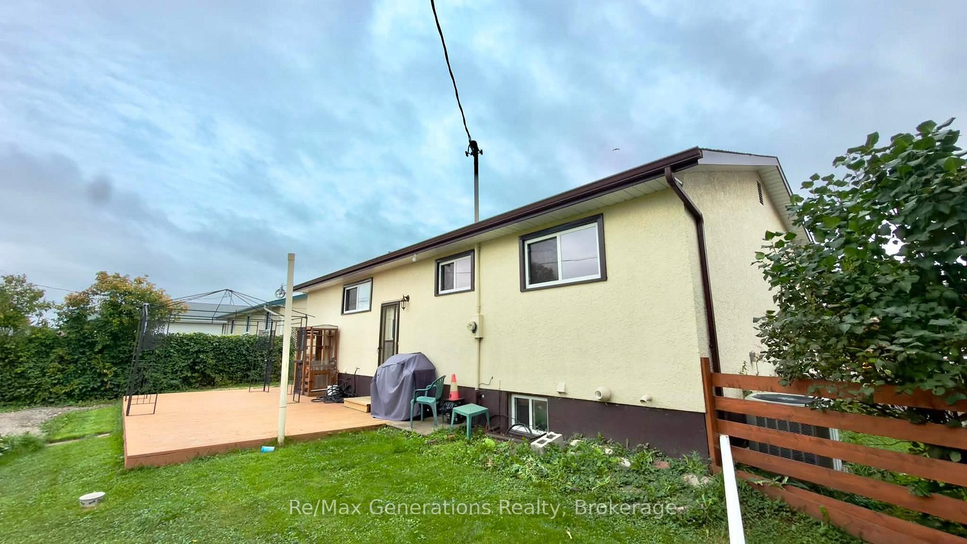 Photo 21 of 161 Newberry Crescent, Thunder Bay, Northwood Park — HOMEH