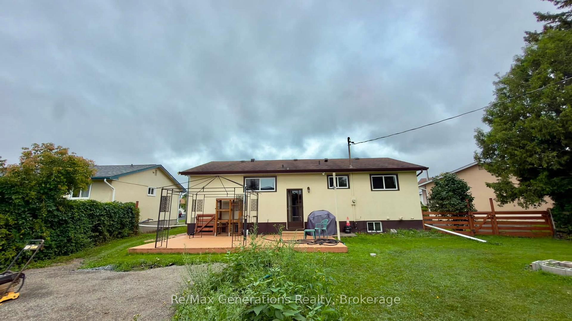 Photo 25 of 161 Newberry Crescent, Thunder Bay, Northwood Park — HOMEH