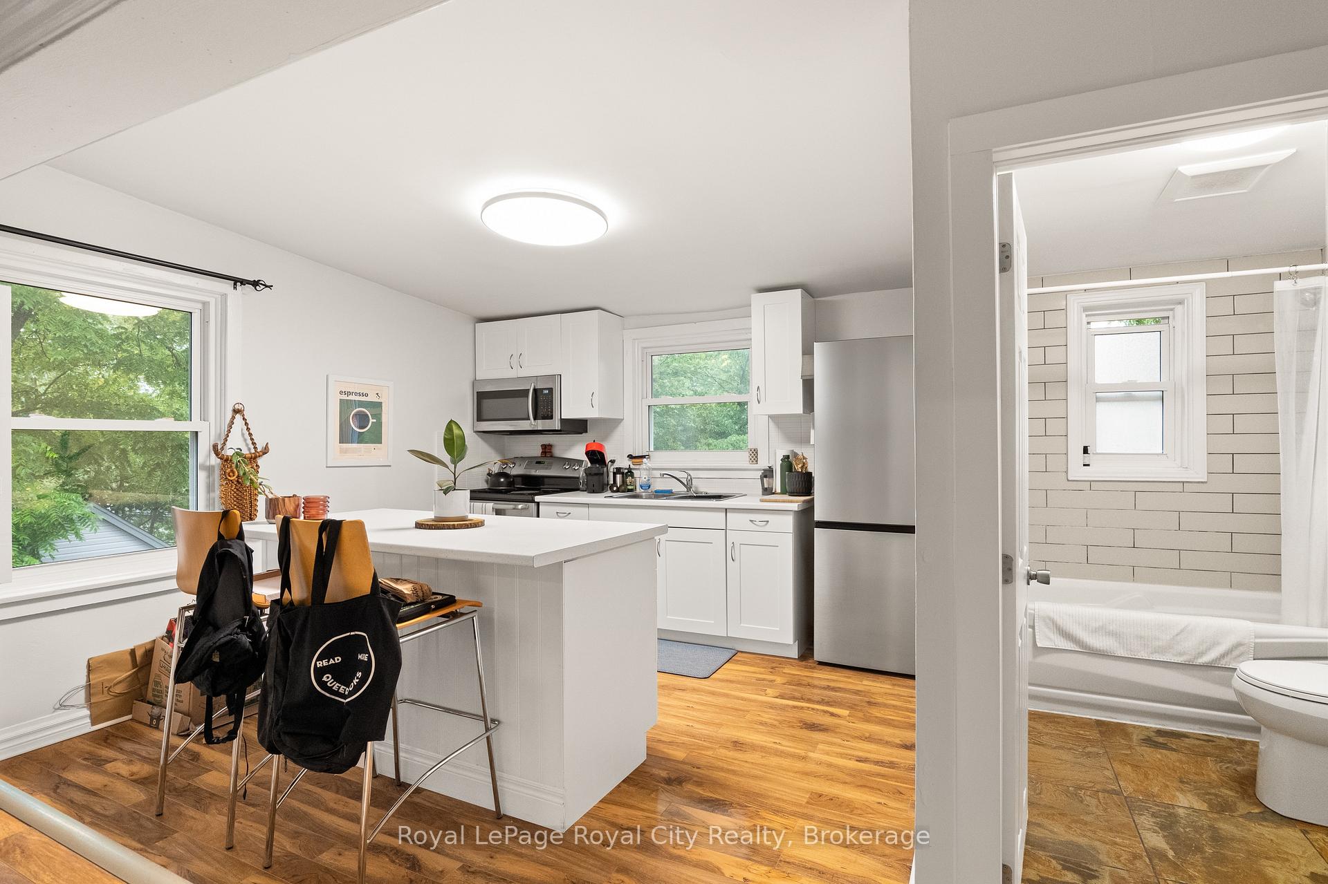 Photo 14 of 12 Foster Avenue, Guelph, Downtown — HOMEH