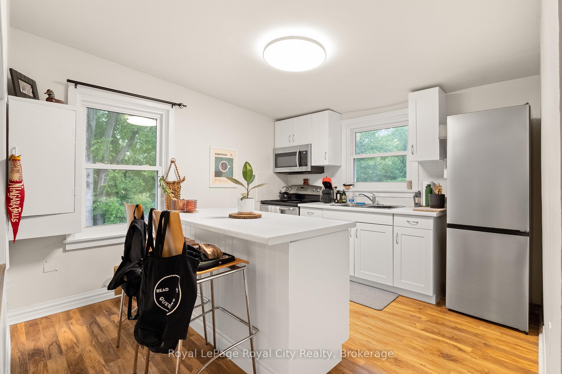 Photo 15 of 12 Foster Avenue, Guelph, Downtown — HOMEH