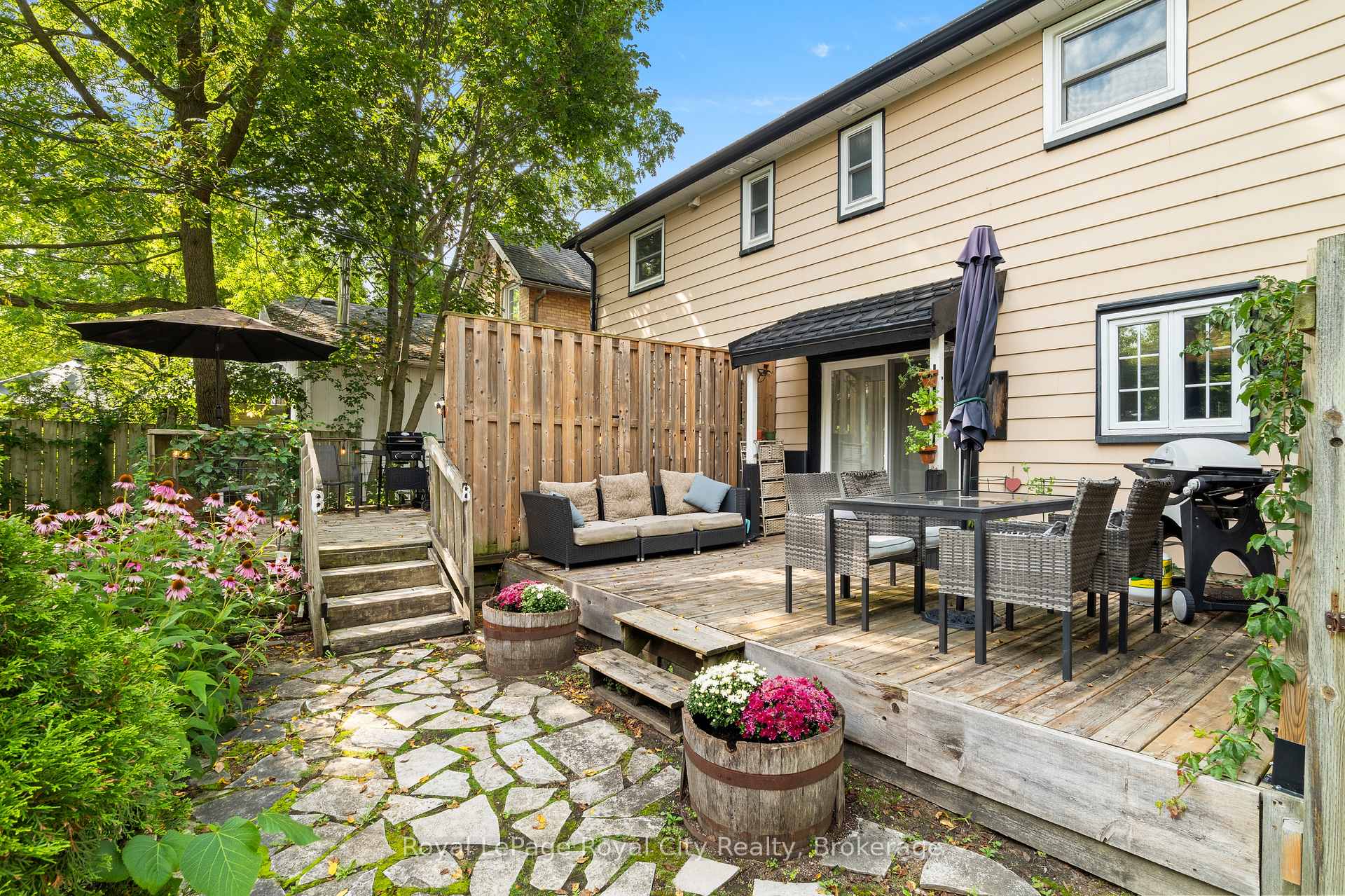 Photo 43 of 12 Foster Avenue, Guelph, Downtown — HOMEH