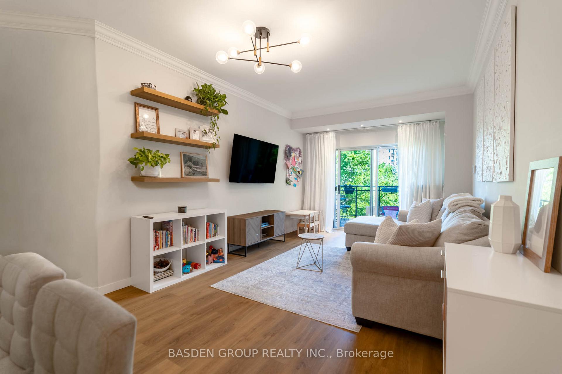 Photo 16 of Unit 309, 1 Maison Parc Court, Vaughan, Lakeview Estates — HOMEH