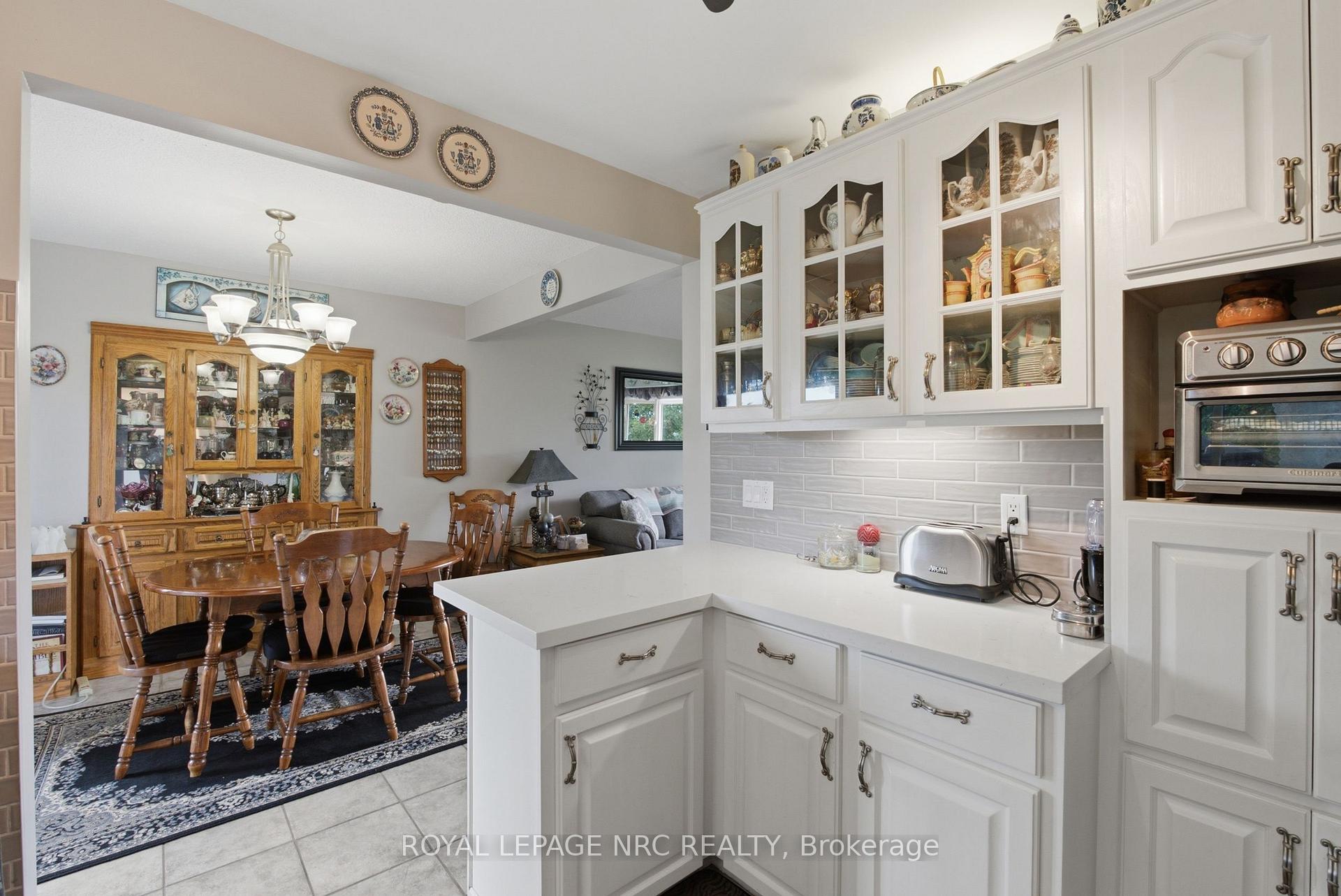 Photo 33 of 6453 Townline Road, West Lincoln, Smithville — HOMEH