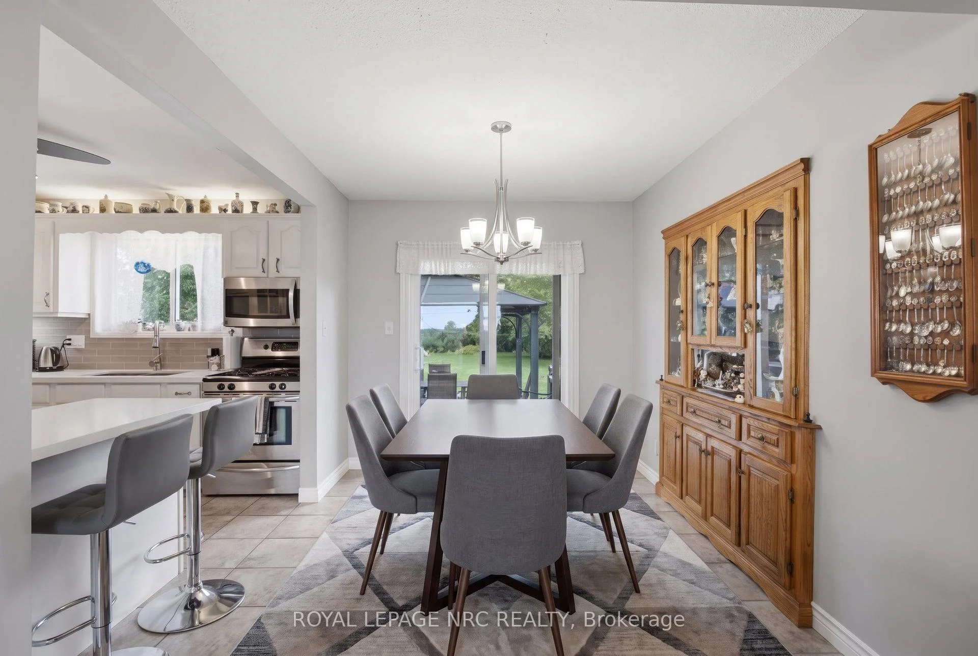 Photo 25 of 6453 Townline Road, West Lincoln, Smithville — HOMEH