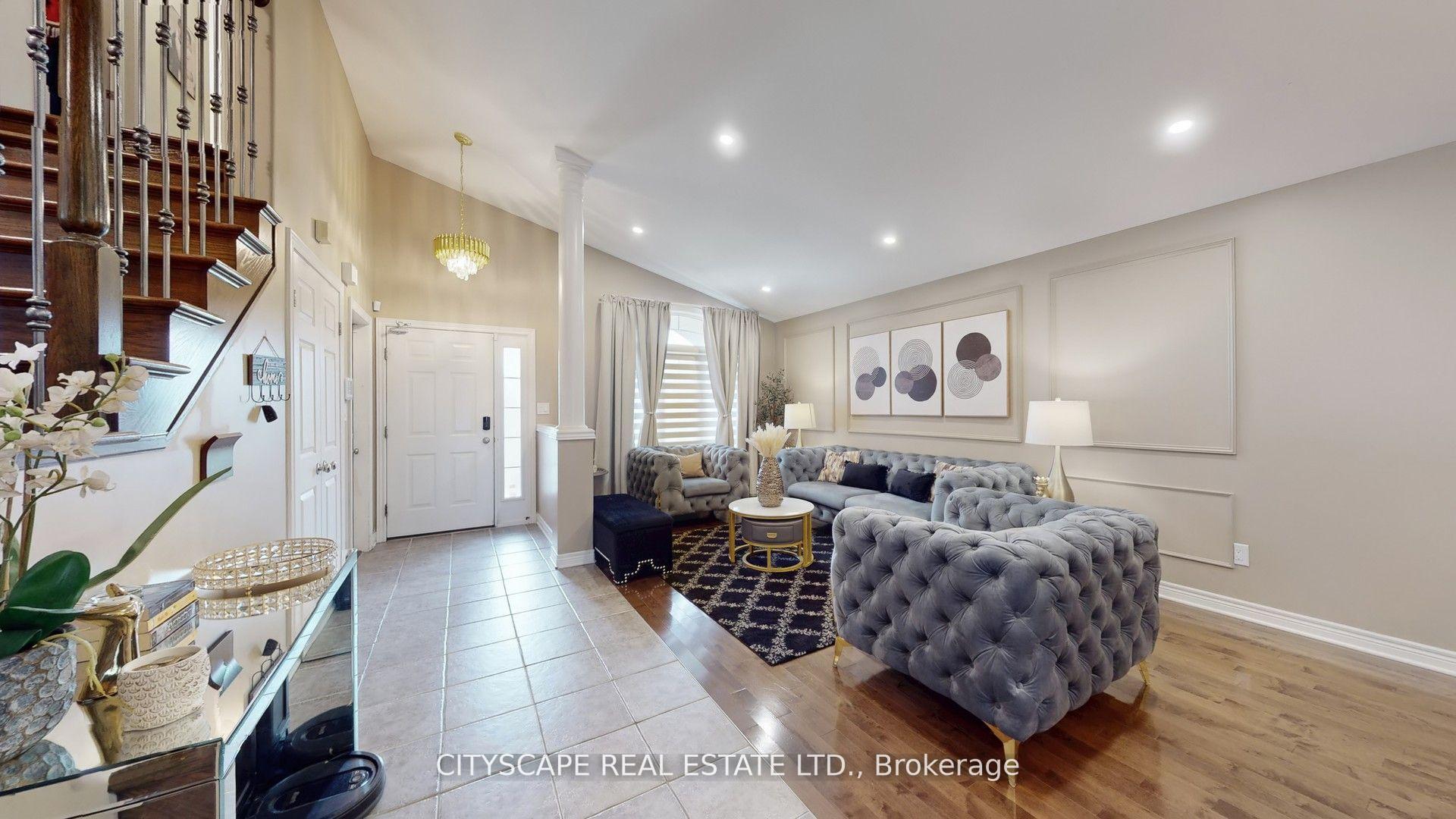 Photo 8 of 8655 Westport Drive, Niagara Falls, Forestview — HOMEH