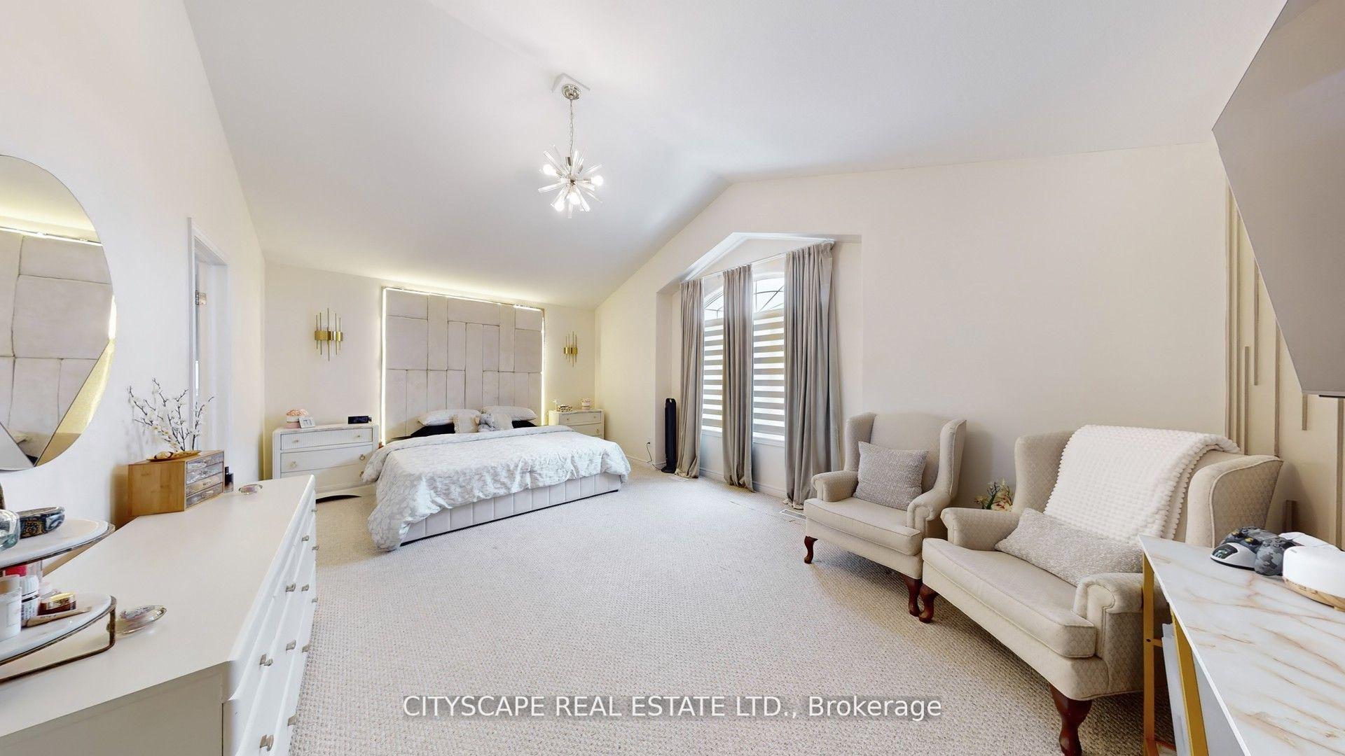 Photo 16 of 8655 Westport Drive, Niagara Falls, Forestview — HOMEH