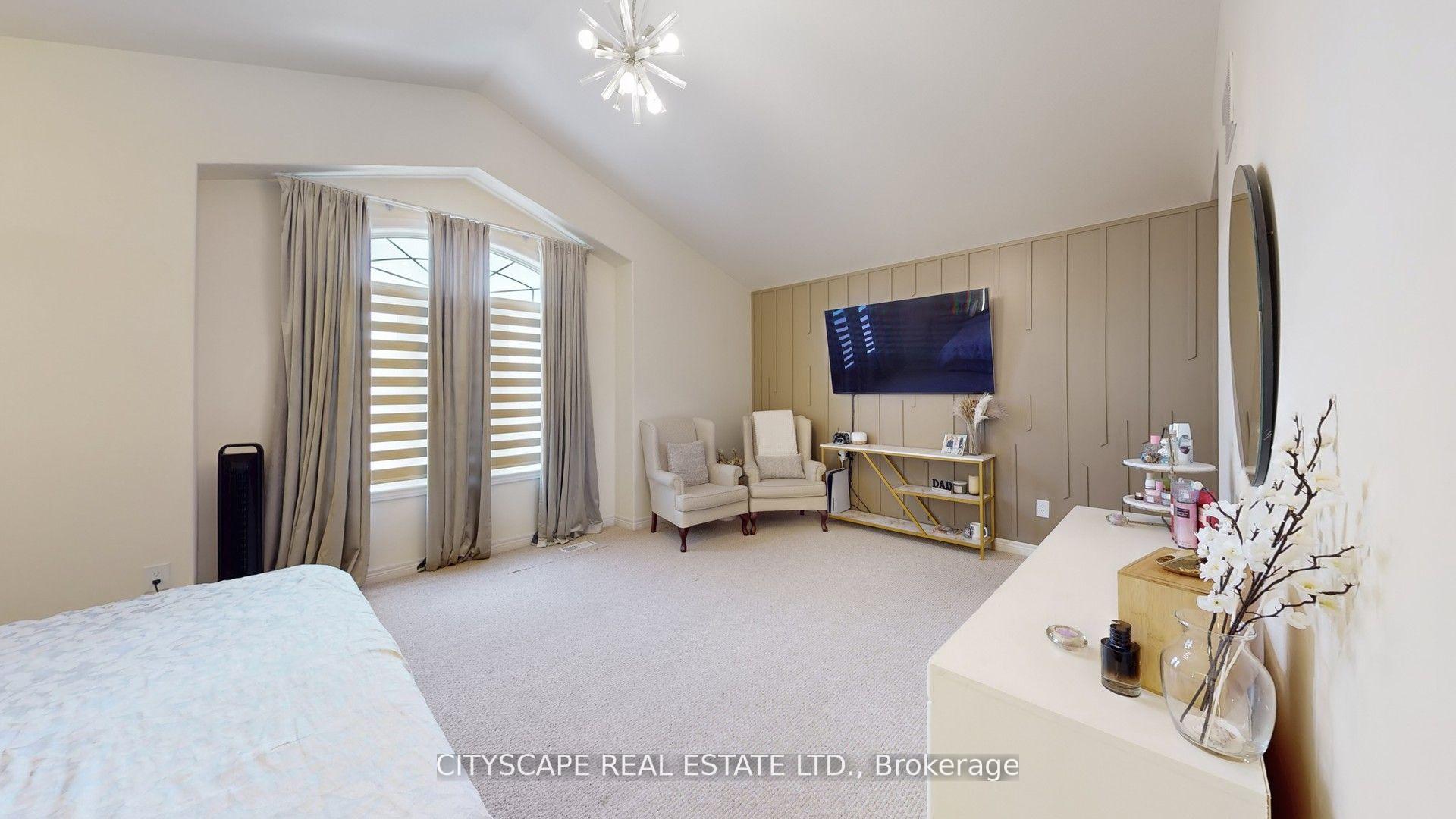 Photo 17 of 8655 Westport Drive, Niagara Falls, Forestview — HOMEH
