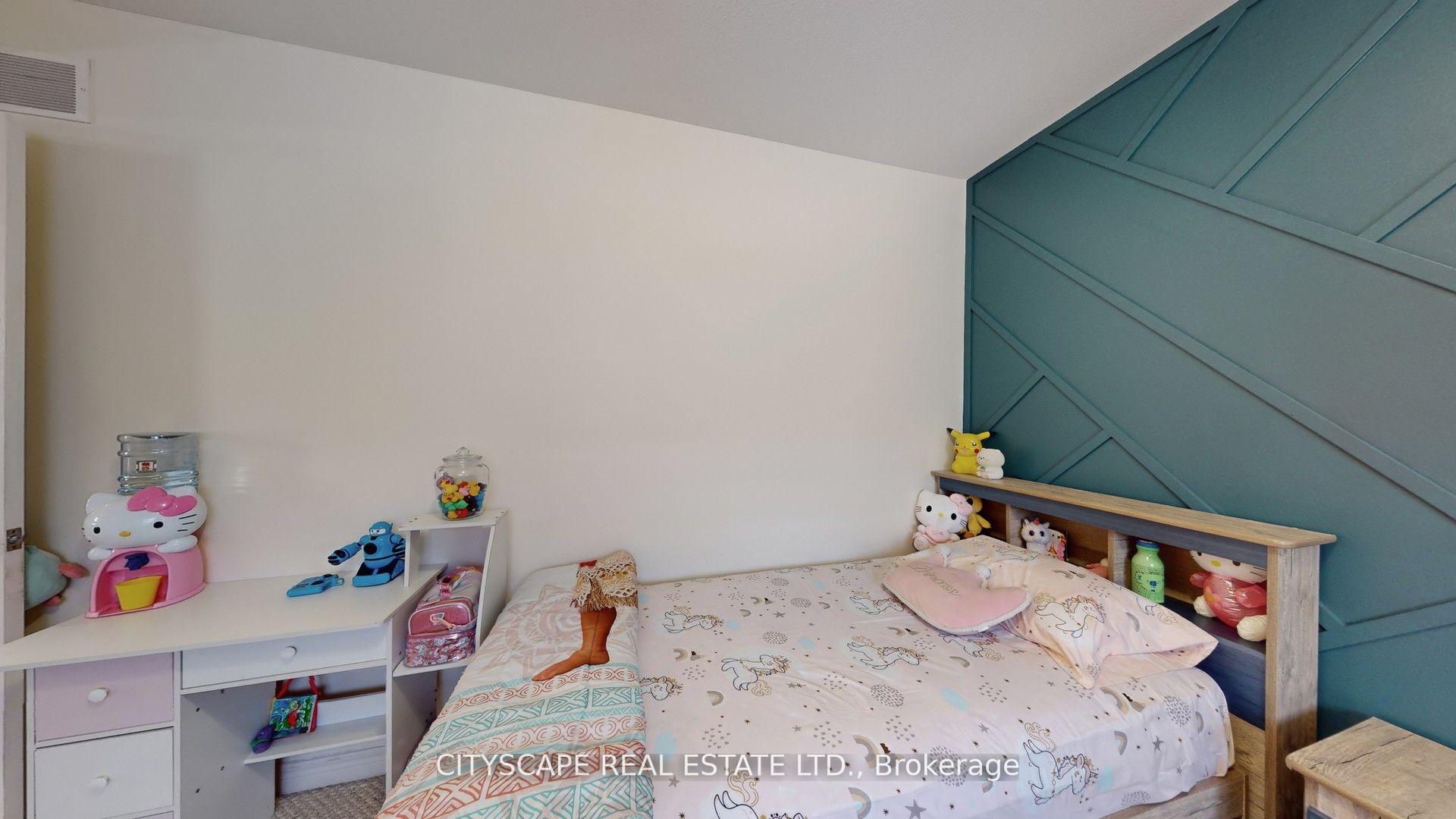Photo 25 of 8655 Westport Drive, Niagara Falls, Forestview — HOMEH