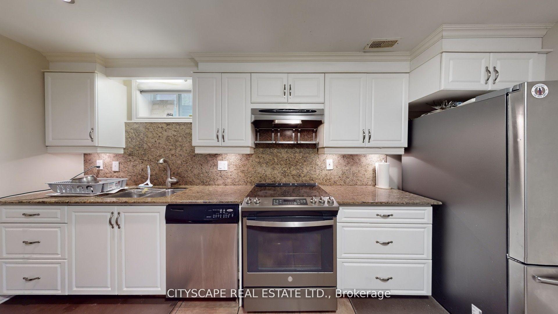 Photo 39 of 8655 Westport Drive, Niagara Falls, Forestview — HOMEH