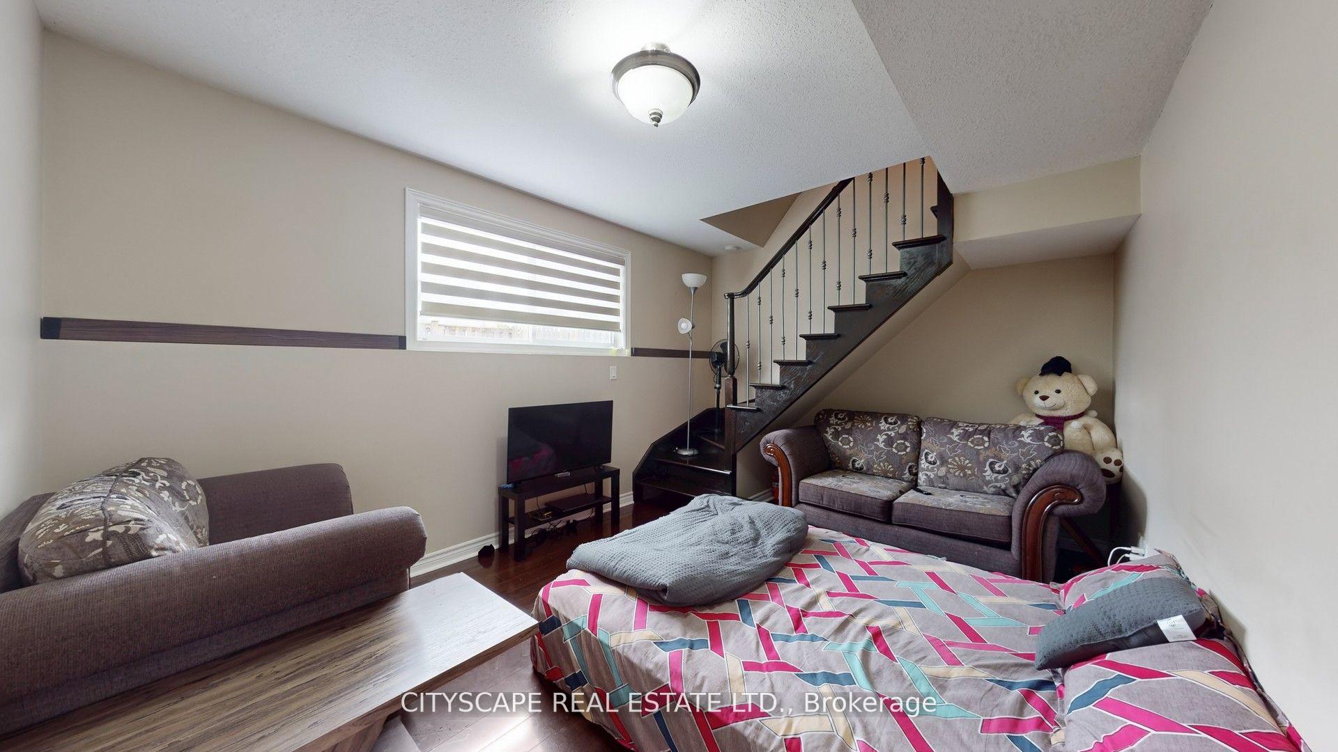 Photo 40 of 8655 Westport Drive, Niagara Falls, Forestview — HOMEH