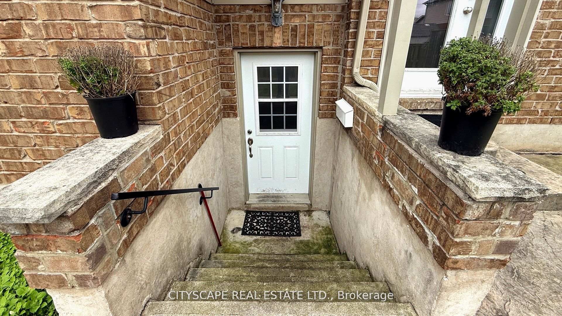Photo 50 of 8655 Westport Drive, Niagara Falls, Forestview — HOMEH