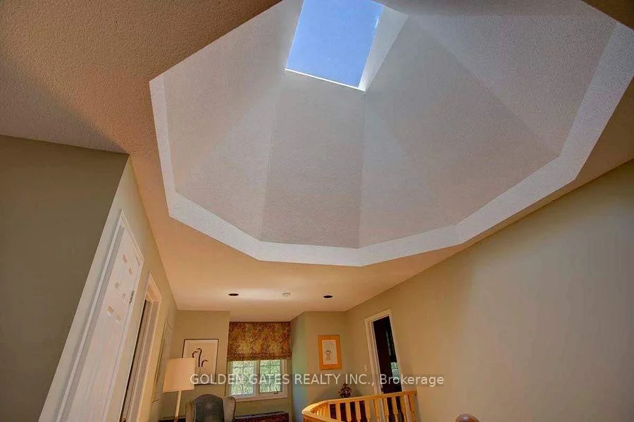 Photo 10 of 83 Elgin Street, Markham, Thornhill — HOMEH