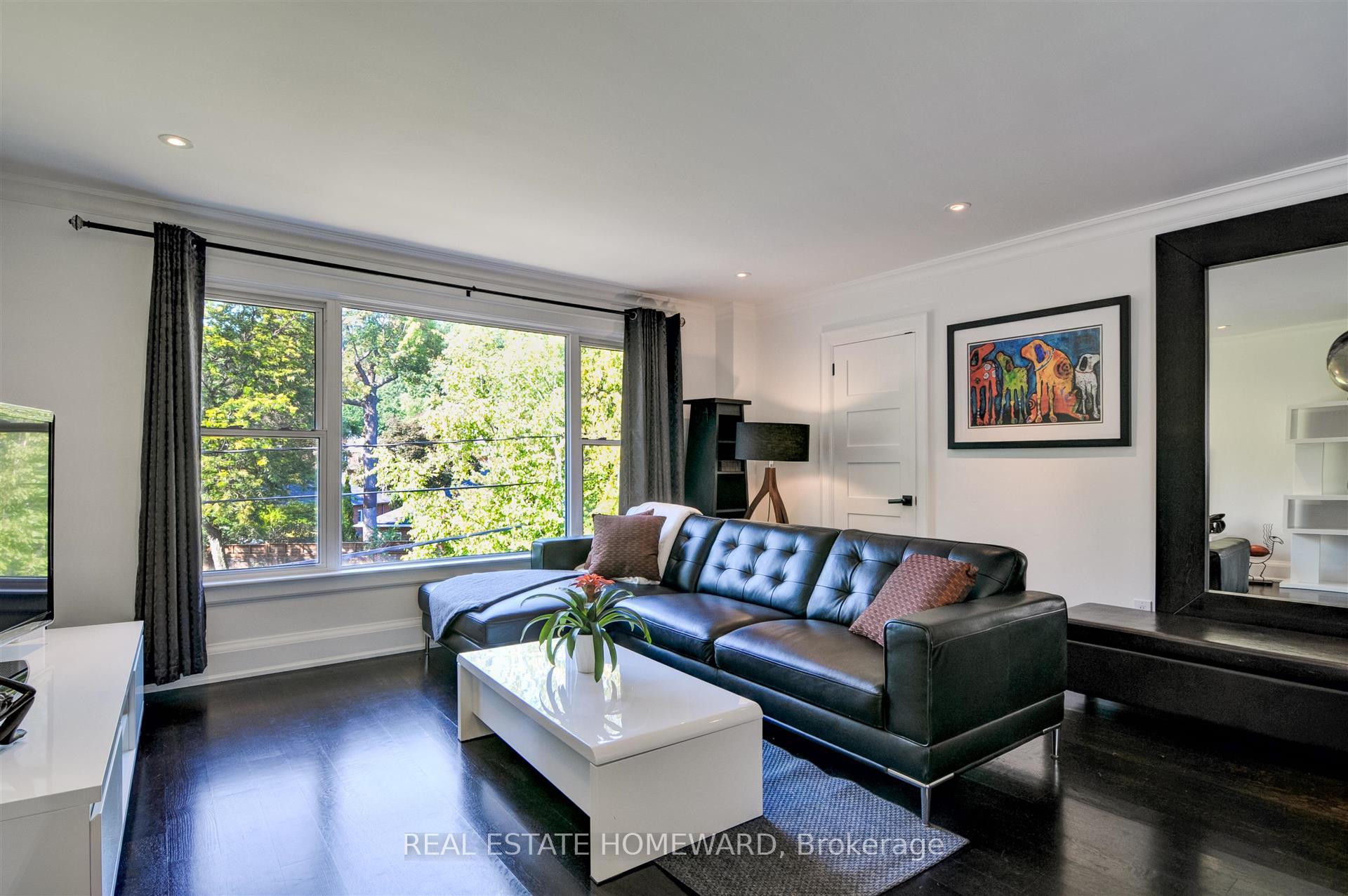 Photo 3 of Unit Main Floor, 21 Love Crescent, Toronto, The Beaches — HOMEH